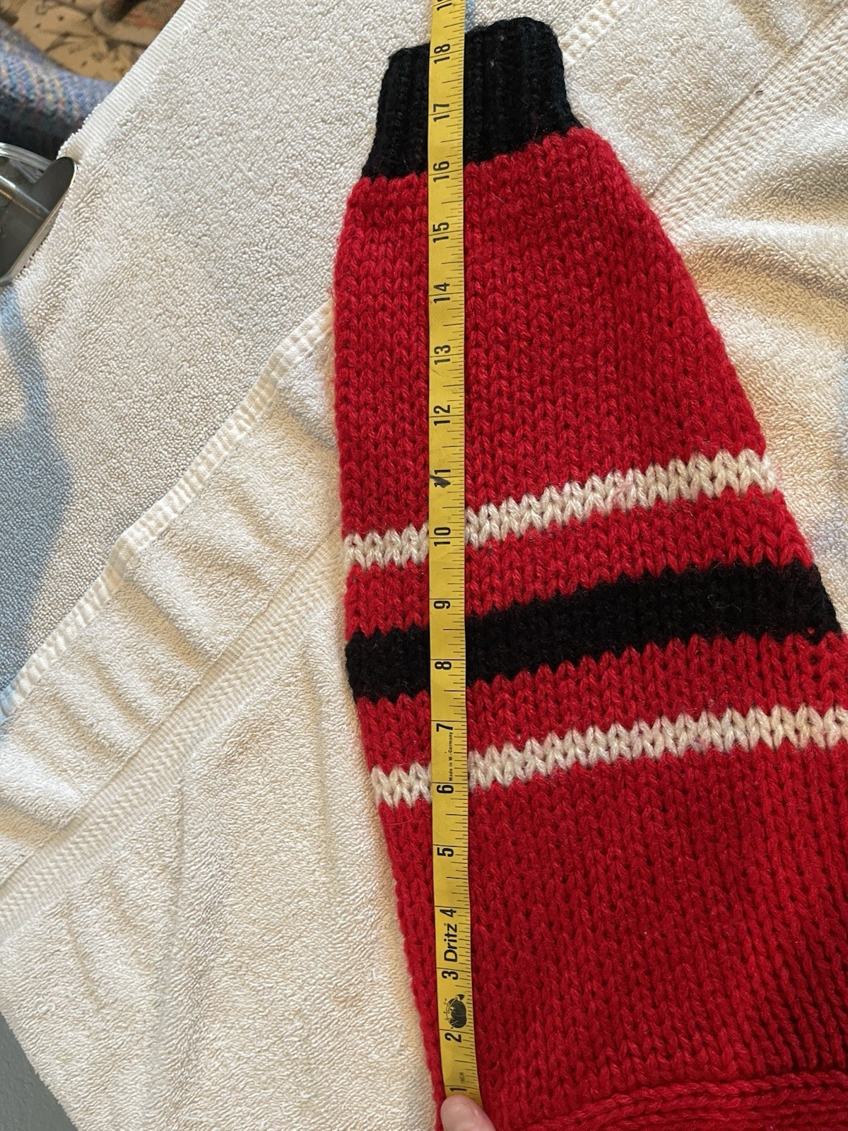 Vintage 80s Midnight Blues Hand Knit Wool Sweater Cardigan Red Black Pattern Kor