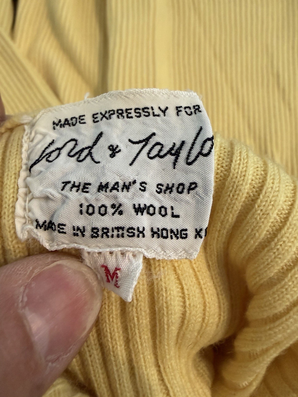 VTG Lord & Taylor Man’s Shop Wool Turtleneck Sweater Yellow Ribbed Hong Kong M
