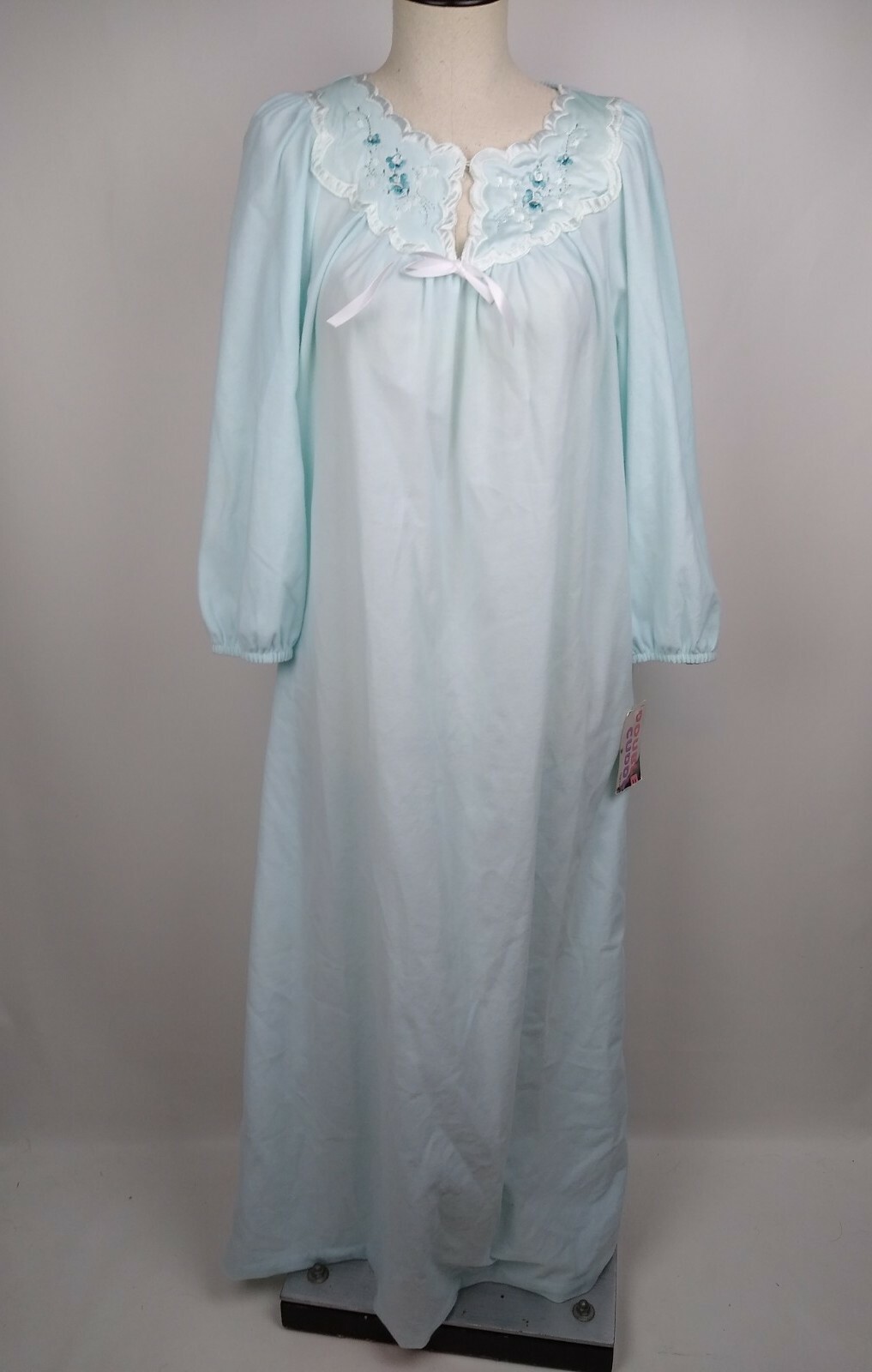 Vintage NEW Nightgown Embroidered Famous Bodies Double Cuddle Blue Long Small