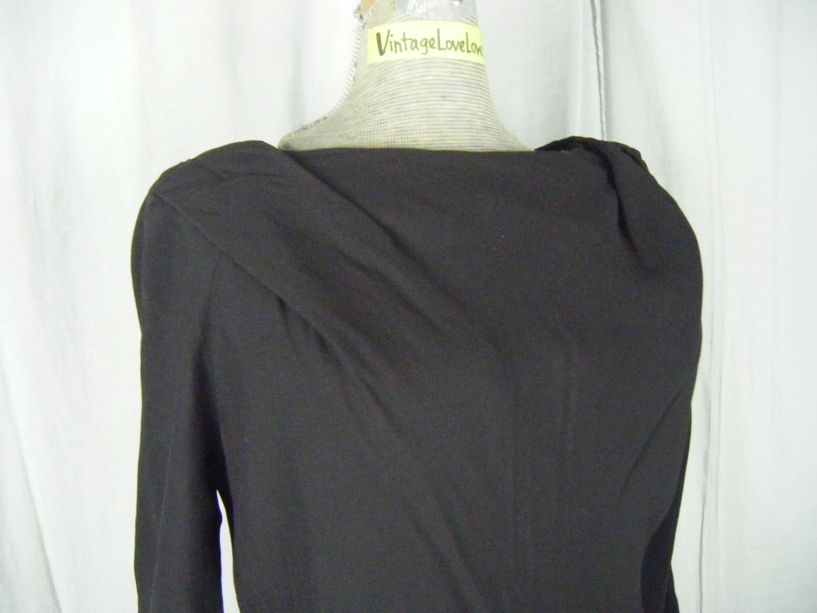 Vtg 60s Black Crepe Tuck in Shoulder Dress-Bust 42/M
