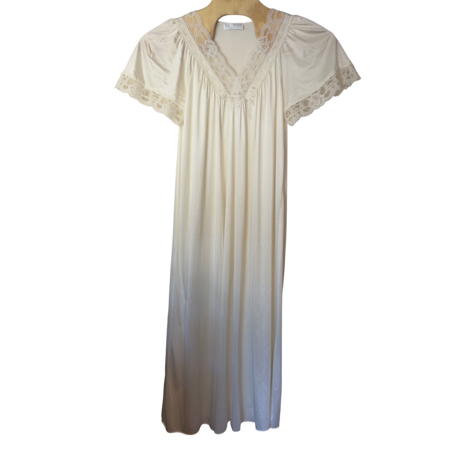 Val Mode Lingerie Vintage Deep V-Neck Lace Trim Nightgown Size L White Bridal