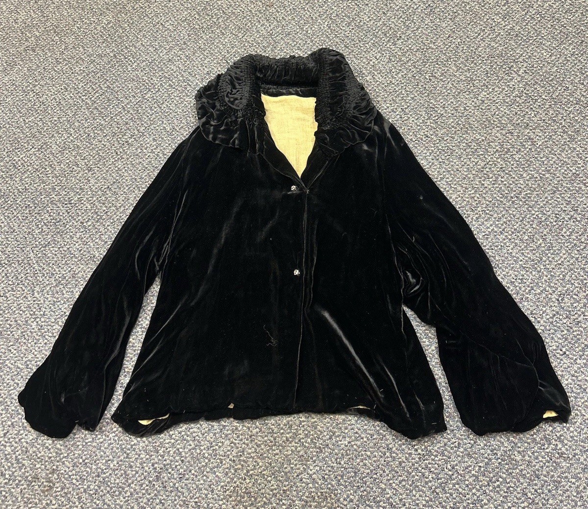 1930s Silk Velvet Opera Coat Jacket Holiday Dress Bishop Sleeve Vintage M/L