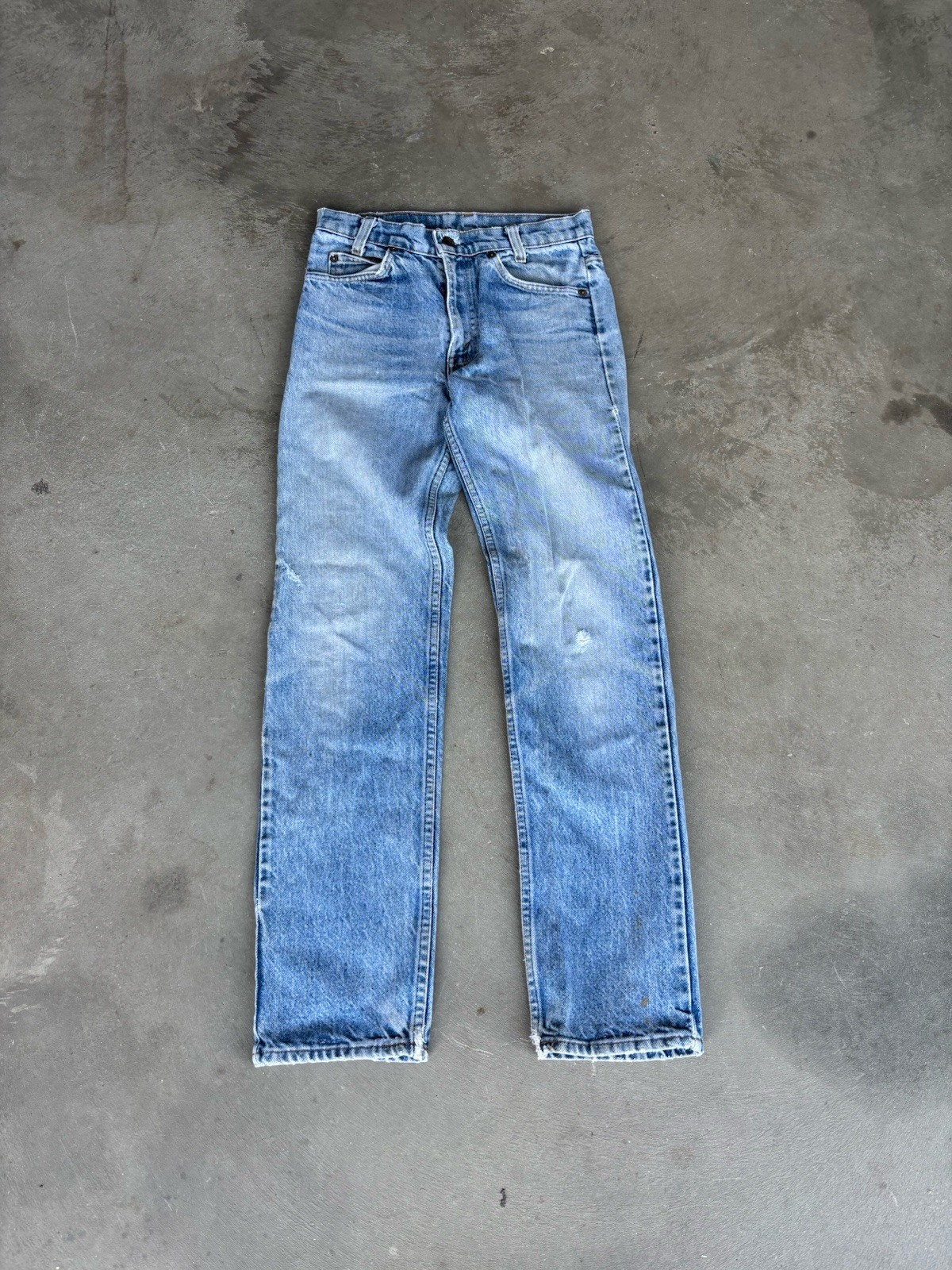 Vintage 1970s Women’s Levi’s 705 Orange Tab Denim Jeans Faded Blue 28×30 USA