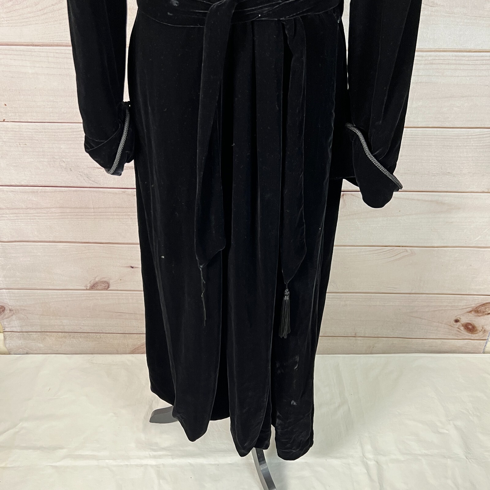 Vintage Georgette Trabolsi Neiman Marcus Womens Robe Medium Black Velvet Belted
