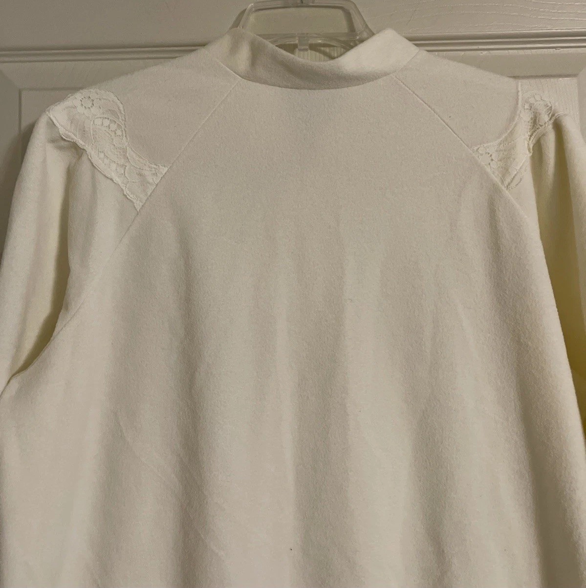 Vintage Vassarette Maxi House Coat Zipper Robe Fleece Lace Ivory M