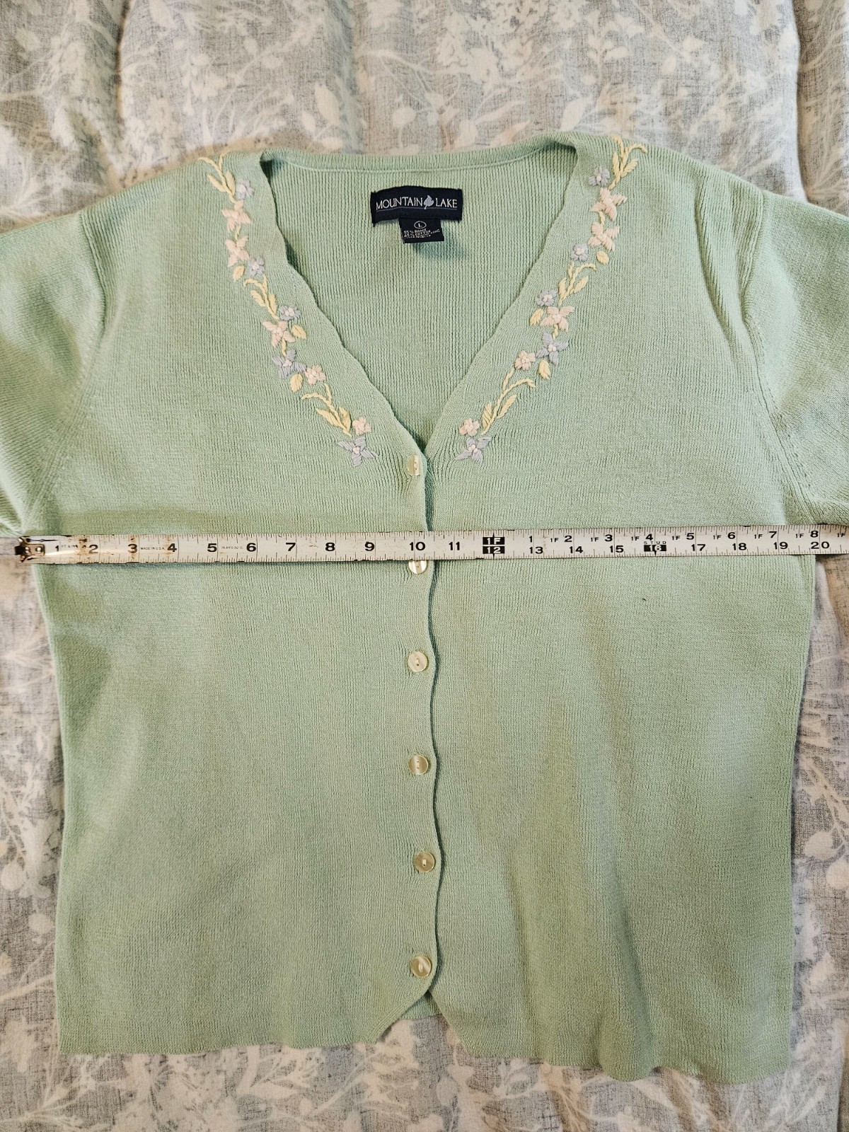 vintage 90s cottagecore embroidered short sleeve cardigan