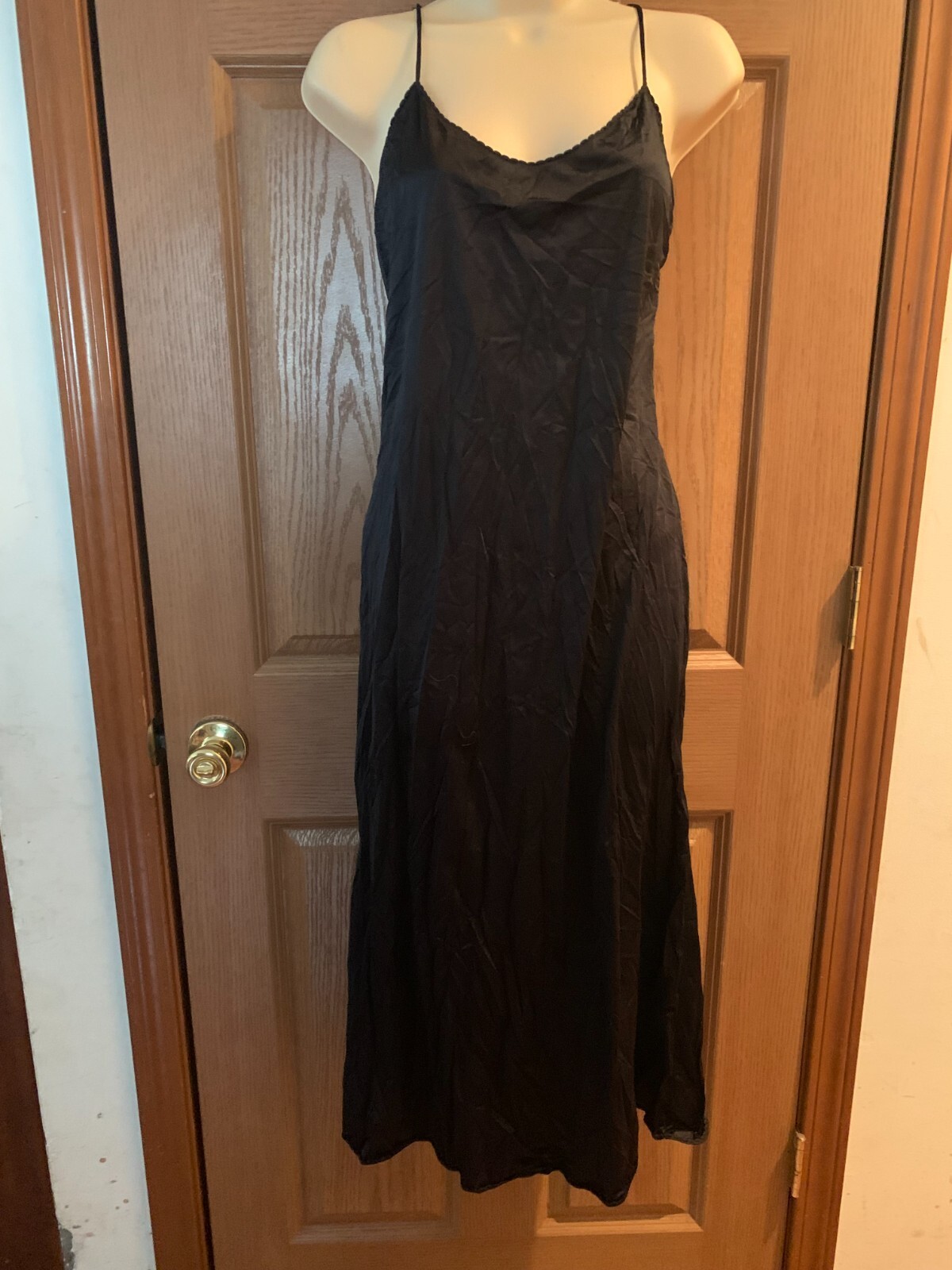 VANITY FAIR LONG FULL SLIP NIGHTGOWN GOWN CLASSIC BLACK SIZE 32 TAG 38/44