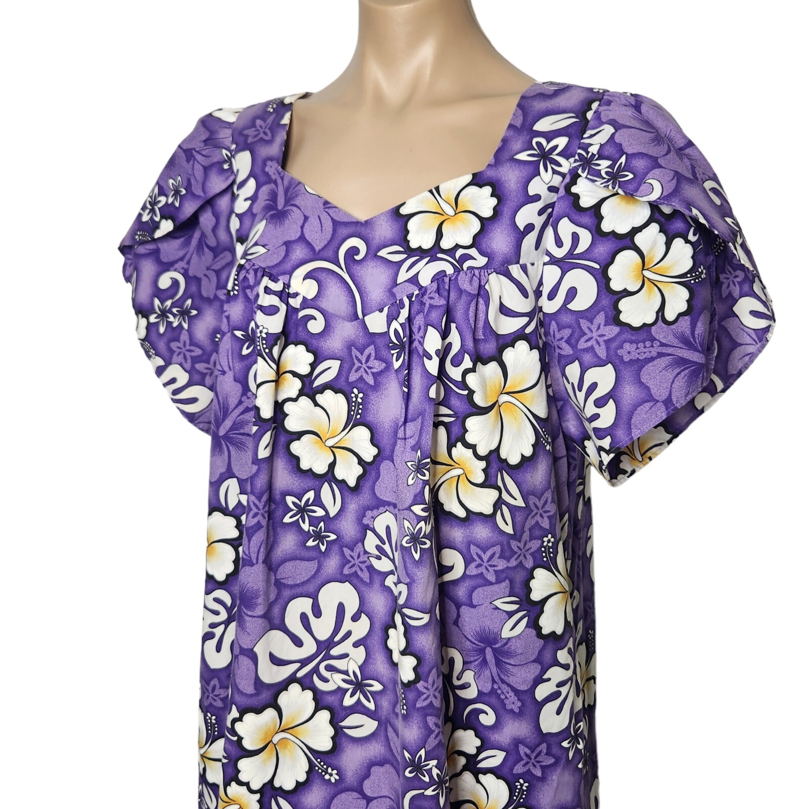 Vintage 80’s Jade Fashions Of Hawaii Dress Flower Purple MuMu Hibiscus Vacation