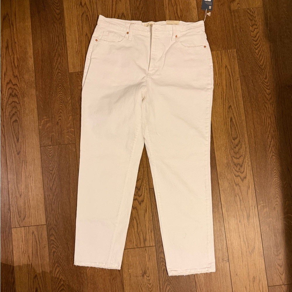 Universal Thread 90s Vintage Straight White High Rise Raw Hem Jeans Size 16R NWT