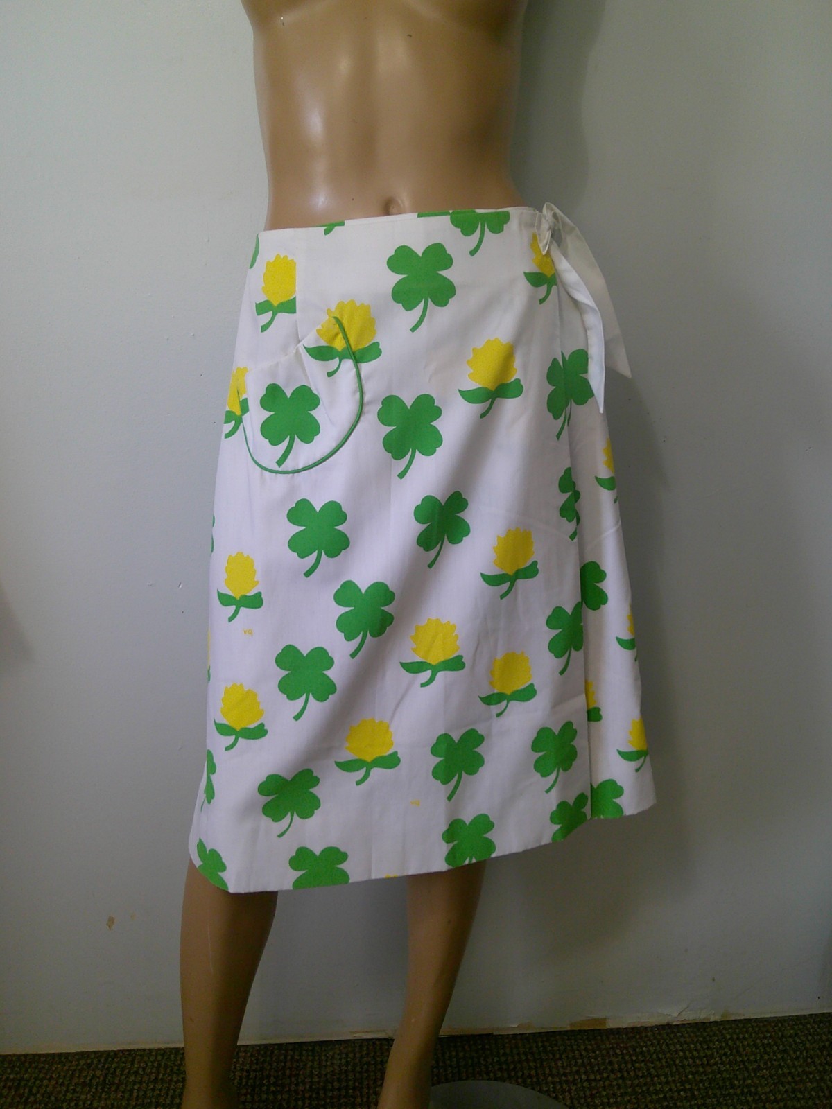 VTG 70’s VESTED GENTRESS VG Shamrocks & Roses Hand Screened Print Wrap Skirt 8