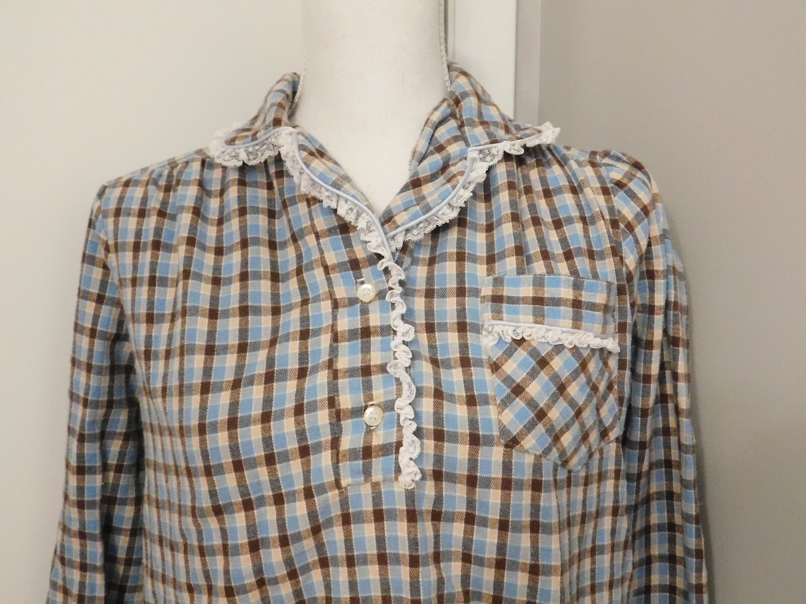 Vintage Size Small Blue Beige Brown Checkered Brandywine Short Flannel Nightgown