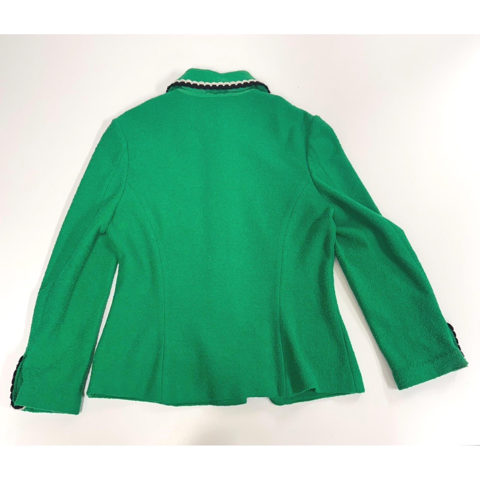 Vintage St John green Santana knit blazer with black and white knit trim