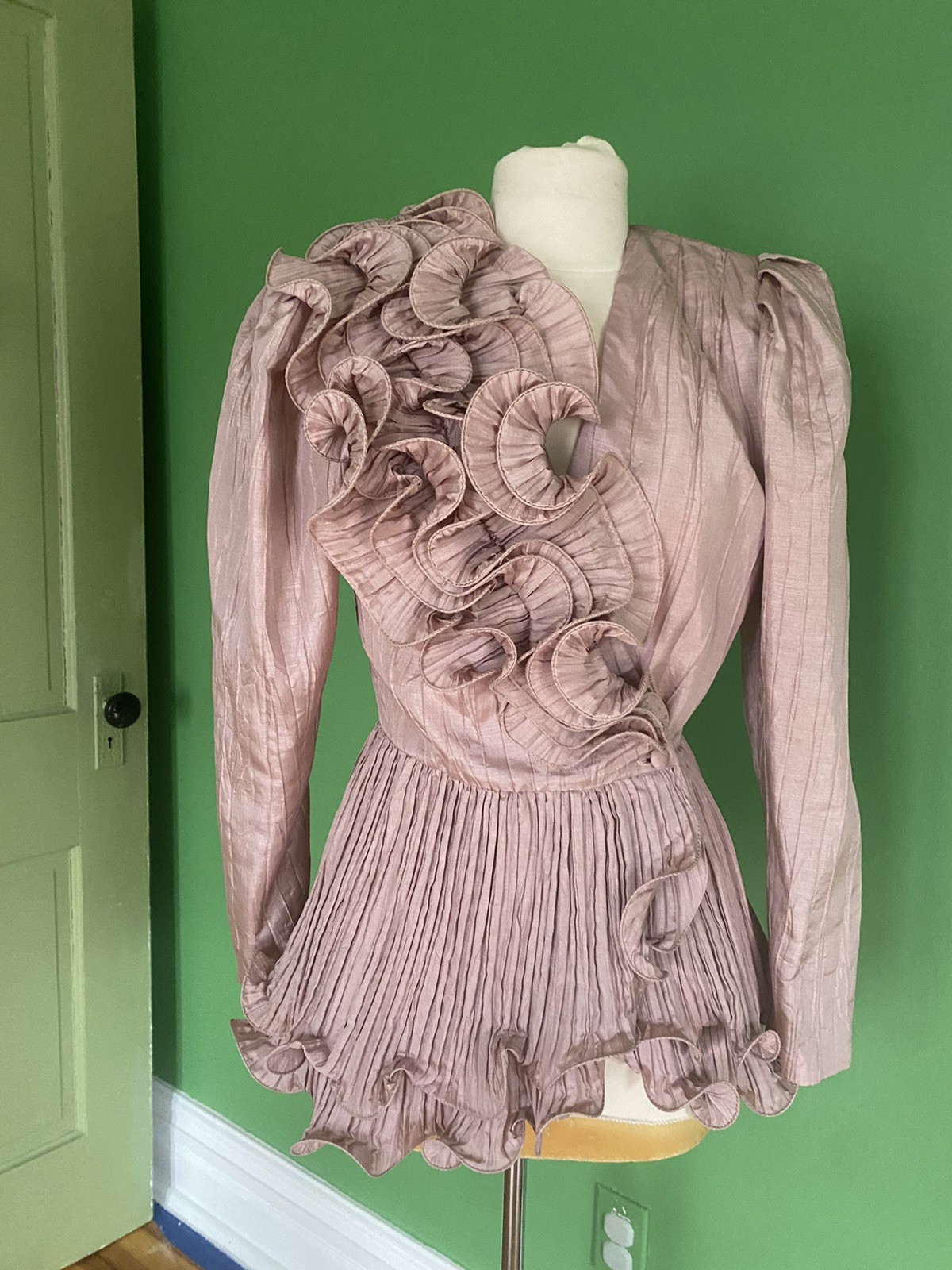 Vintage 80s BB Collections barbara barbara Mauve pink Ruffle Peplum Blouse