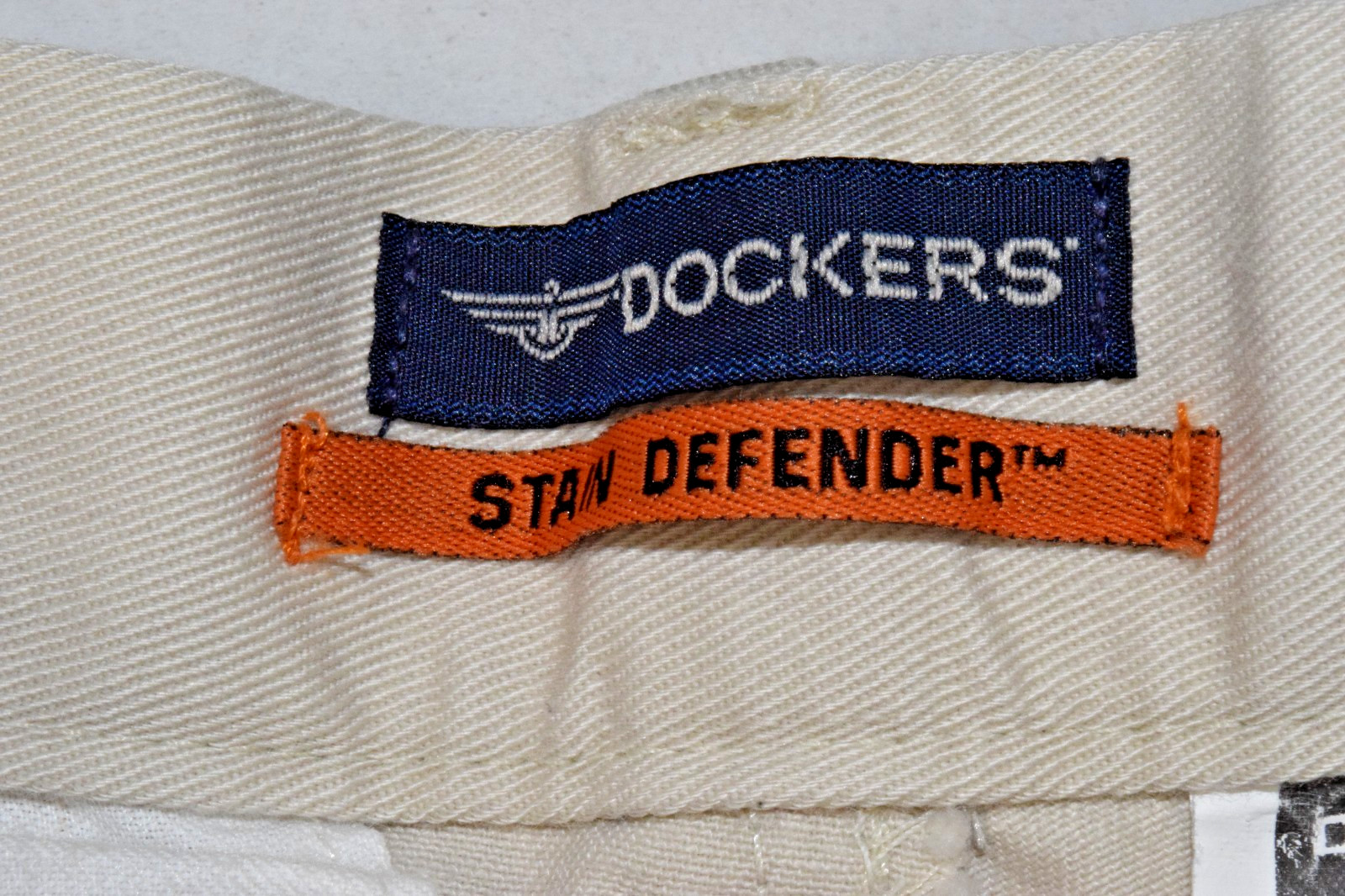 Vintage Pants Dockers Size 6MED Y2K Khaki Stain Defender Dupont Teflon