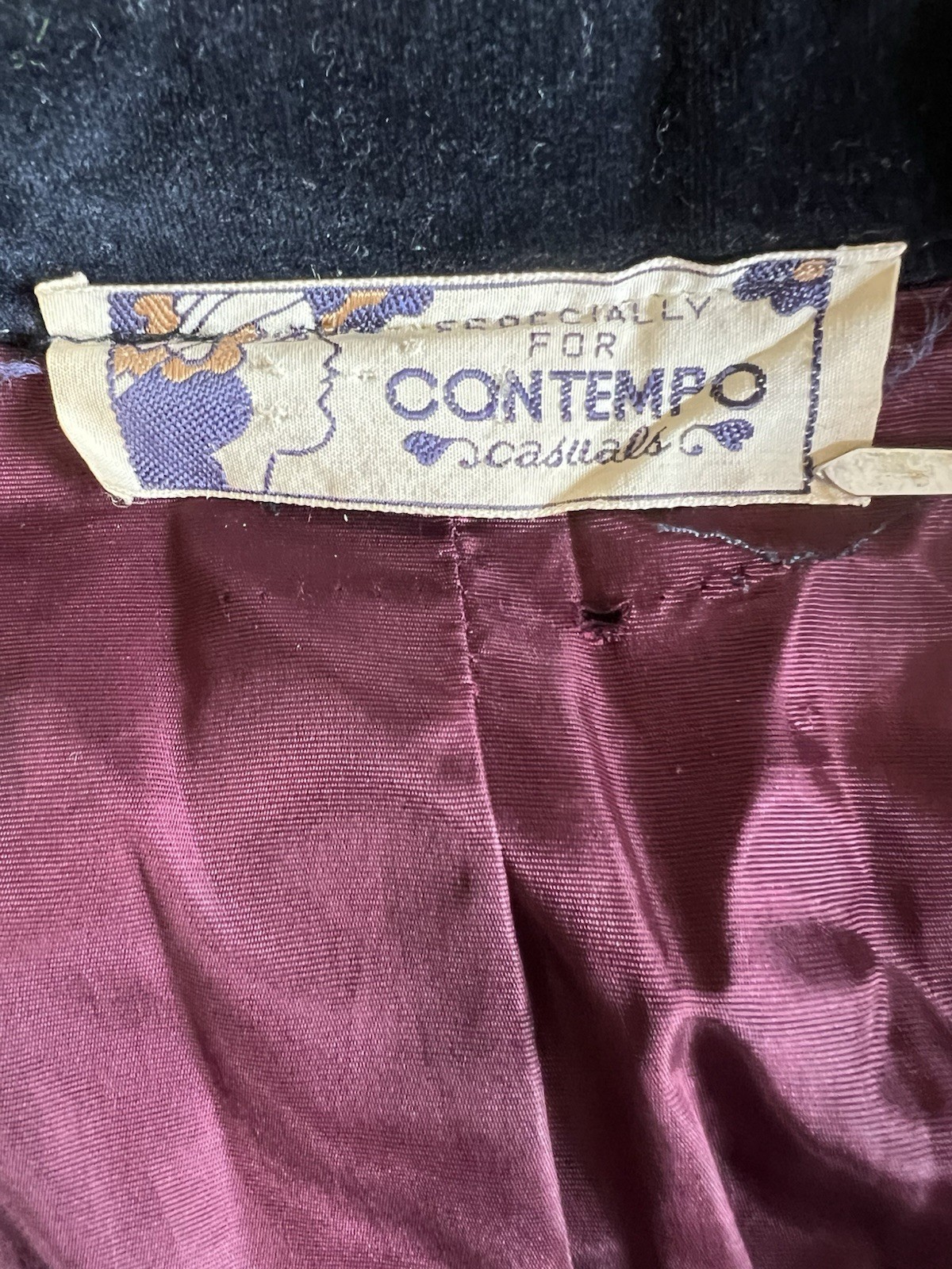 VTG 1970s Contempo Casuals Black Velvet Blazer w Pockets Classic Vampy Goth Sz S