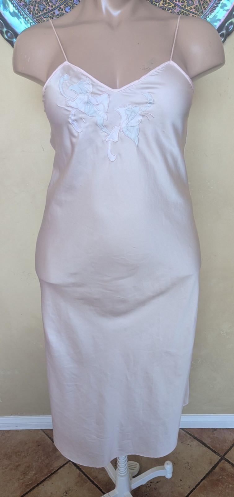 VTG 80’s Sara Beth Women’s Long Silky Slippery Pink Satiny Nightgown Slip M/L
