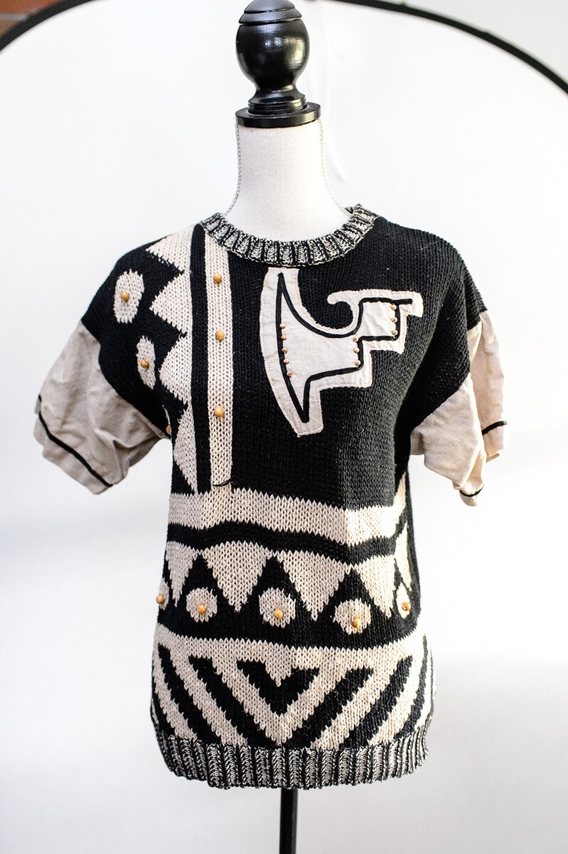Victoria Jones Short sleeve sweater Linen sleeves art to wear abstract M Vintage