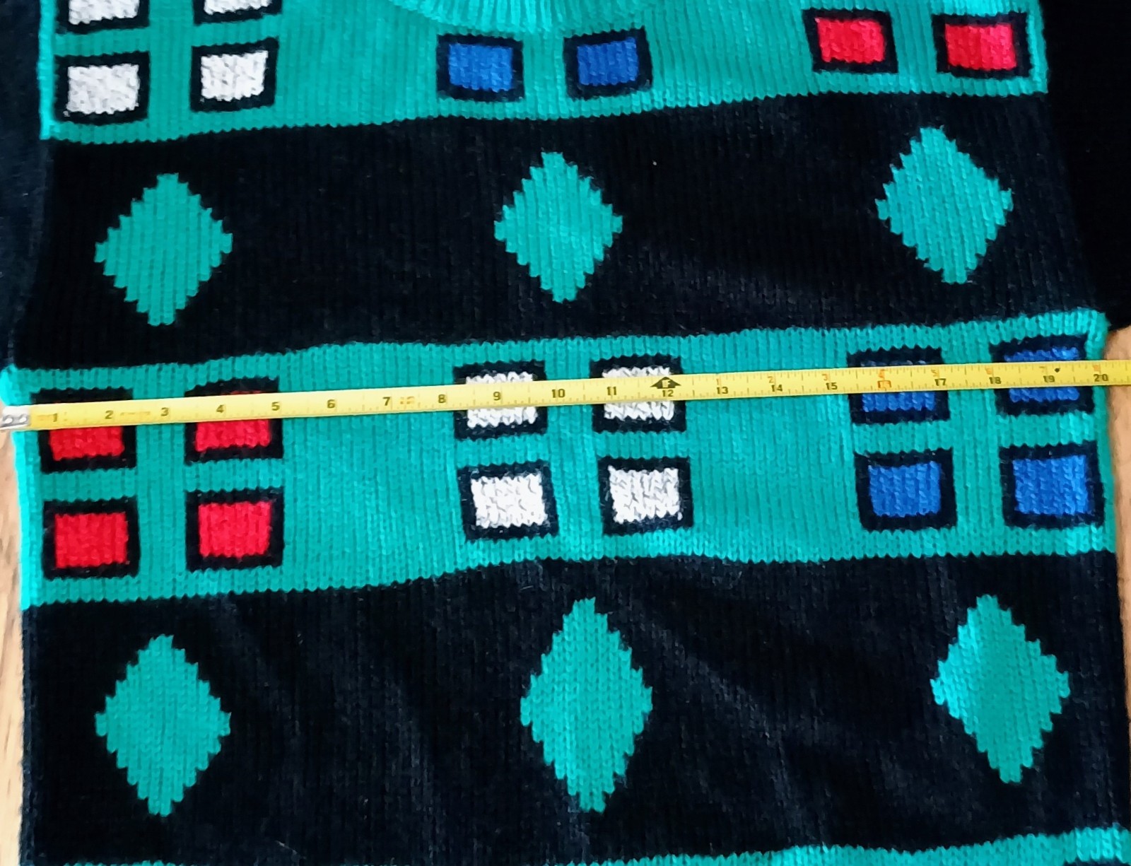 vintage 1980s–1990s geometric knit pullover sweater 16th Street Size M