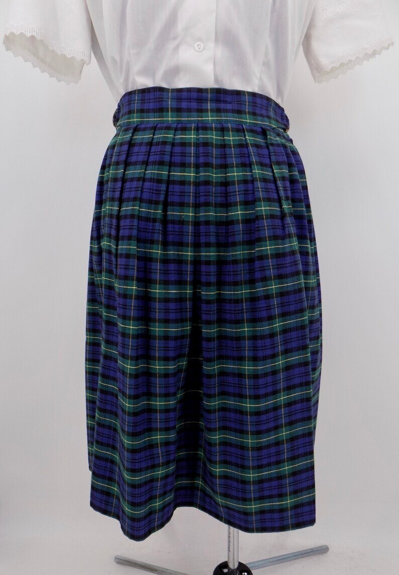 Vintage 90s does 50s David Brooks Green, Blue, and Yellow Plaid A-Line Skirt W26