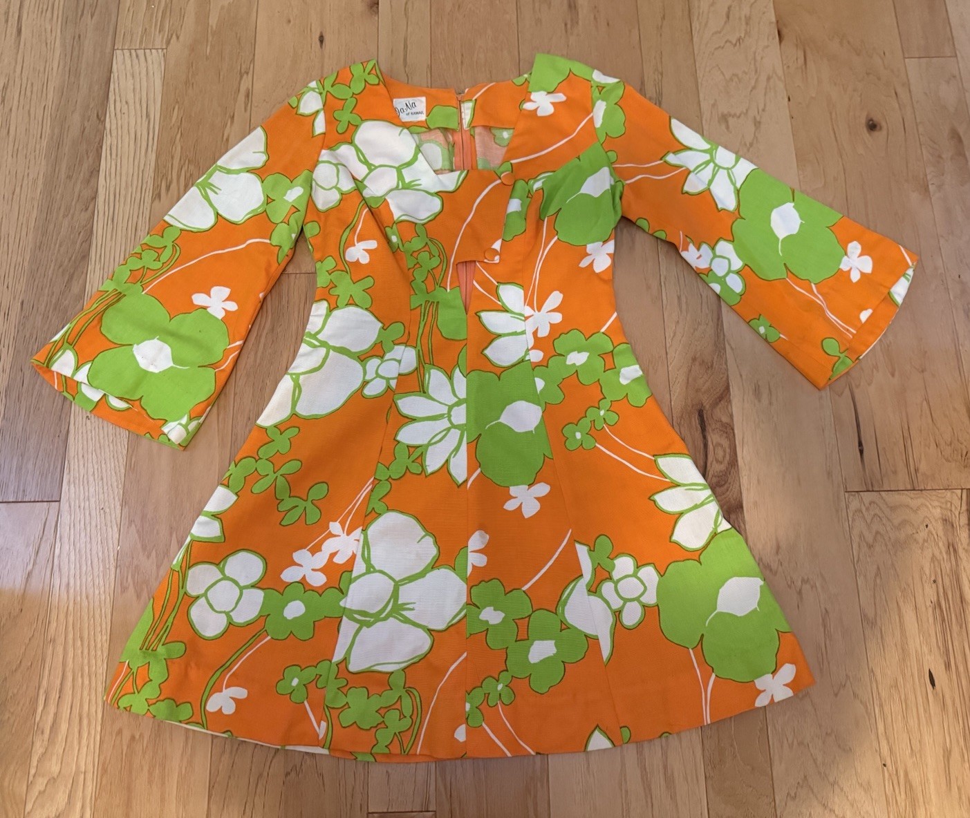 Vintage Ja-Na of Hawaii Retro Orange & Green Hawaiian Floral Flared Dress
