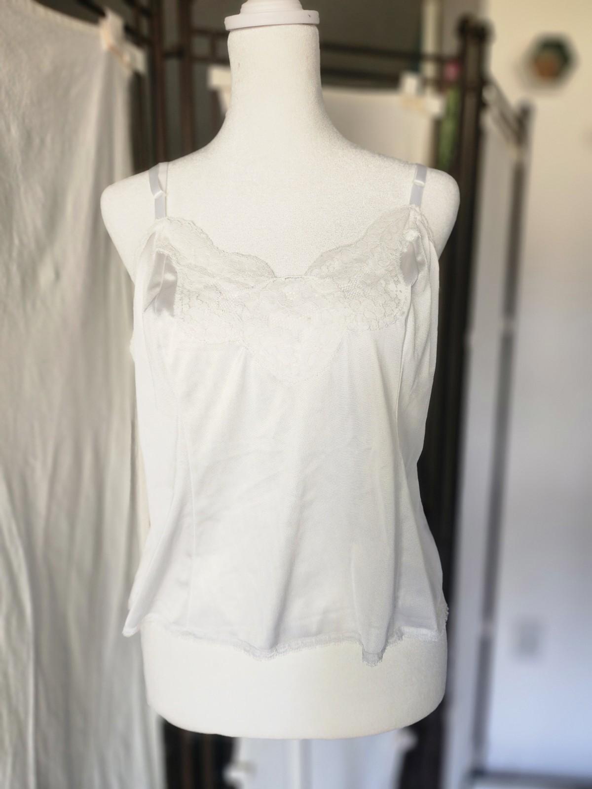 US Vintage Lot 3 Lace Camisoles 1 SEARS 1 JCPENNY 1 Unbranded 38″ Large EVC