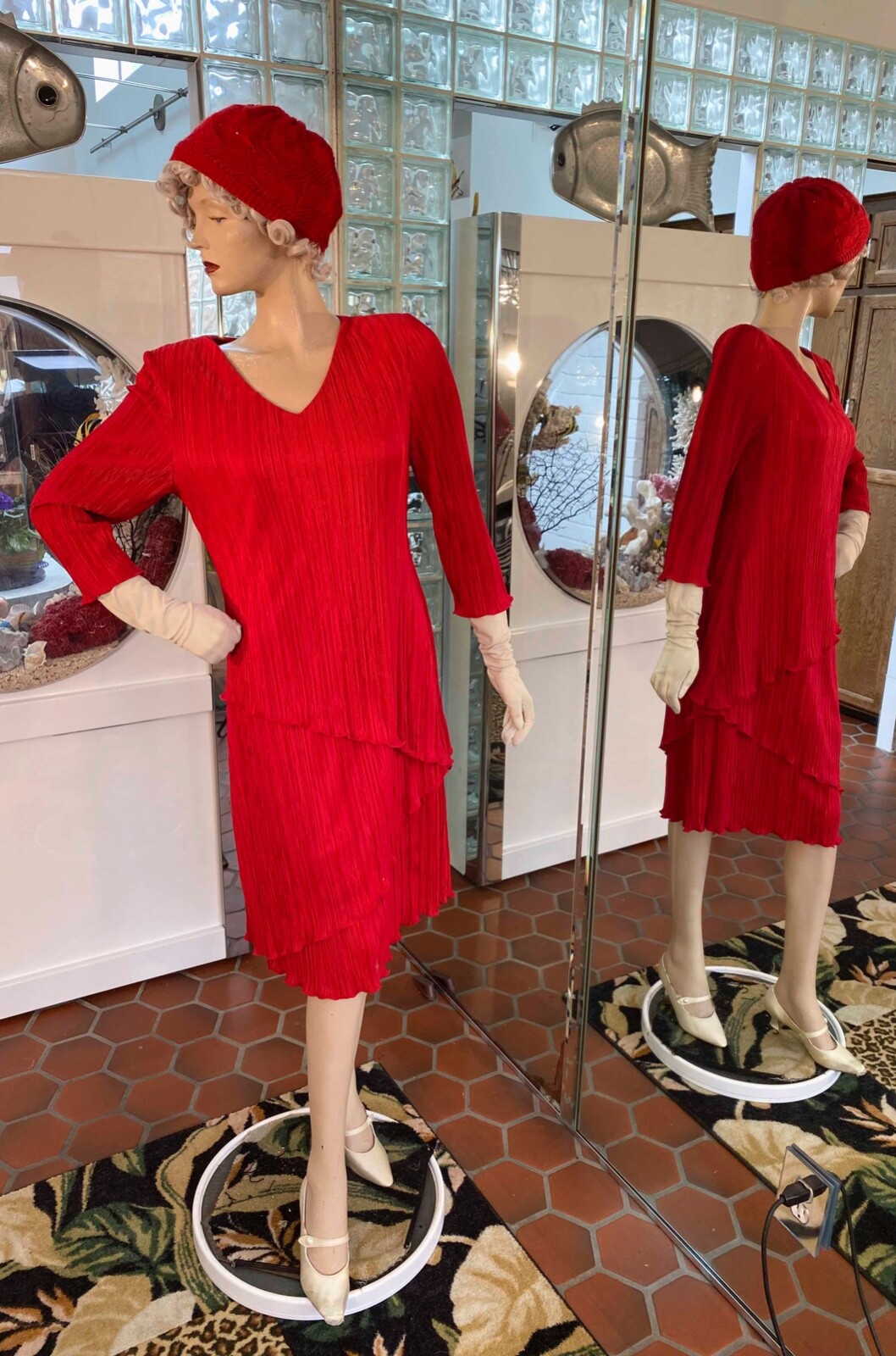 VTG 80s Red Drop waist DRESS Flapper style Crinkle stretch size S by Connected