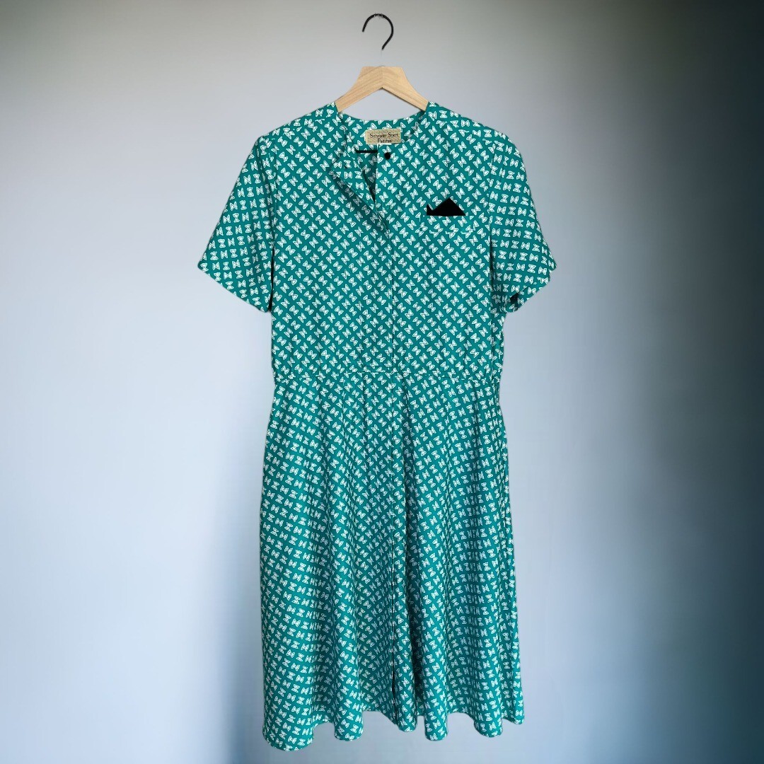Schrader Sport Vintage 80s Short Sleeve Bright Green Novelty Print Shirt Dress