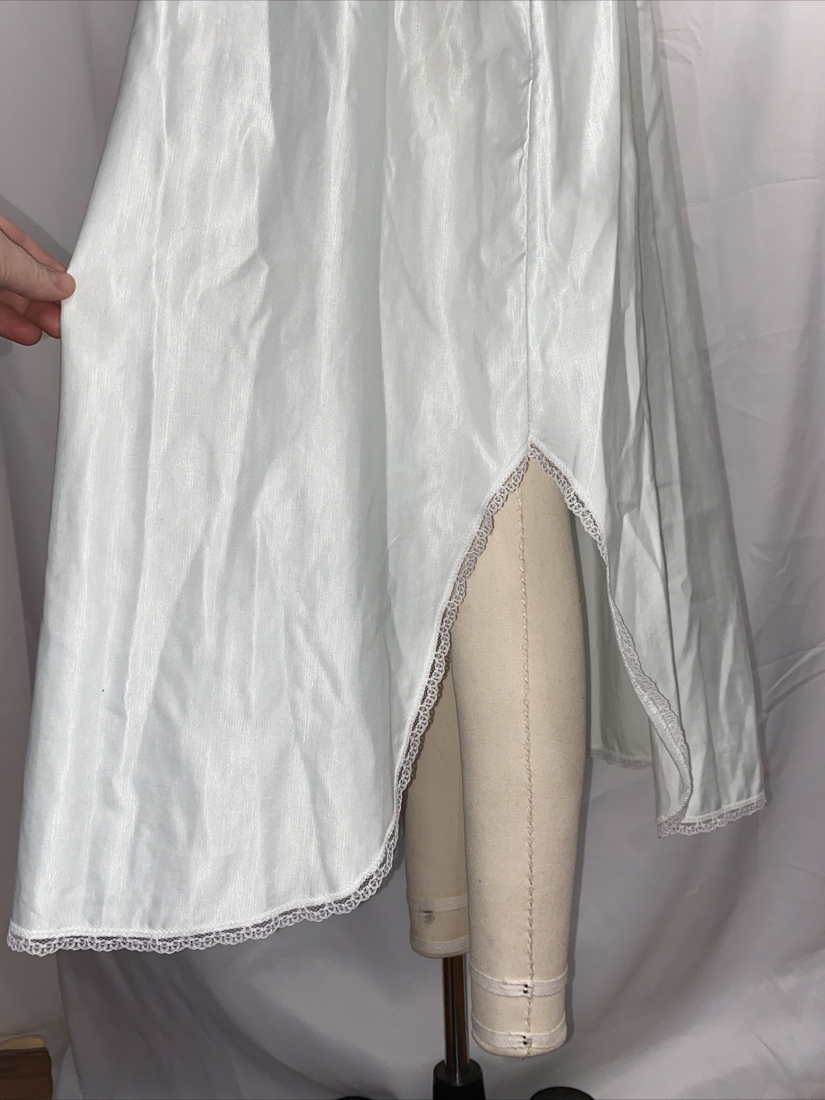 Vintage 1970s NWT Barbizon Womans Pastel Mint Green Cuddleskin Nightgown Floral