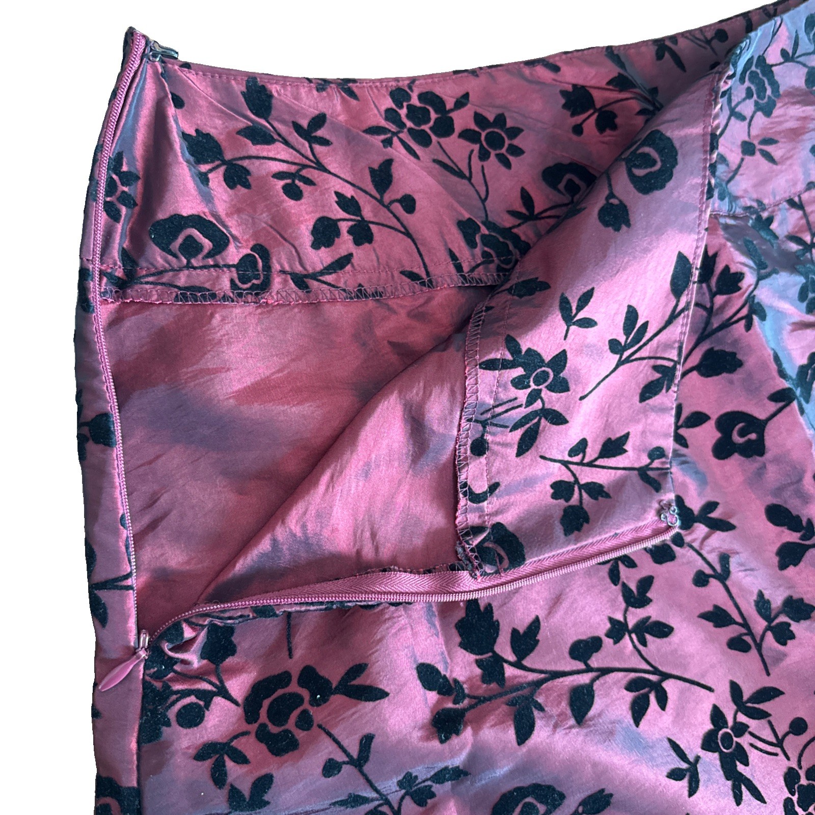 Vtg BFA Classics Crimson Red Taffeta & Black Burnout Floral/Vine Pattern Skirt
