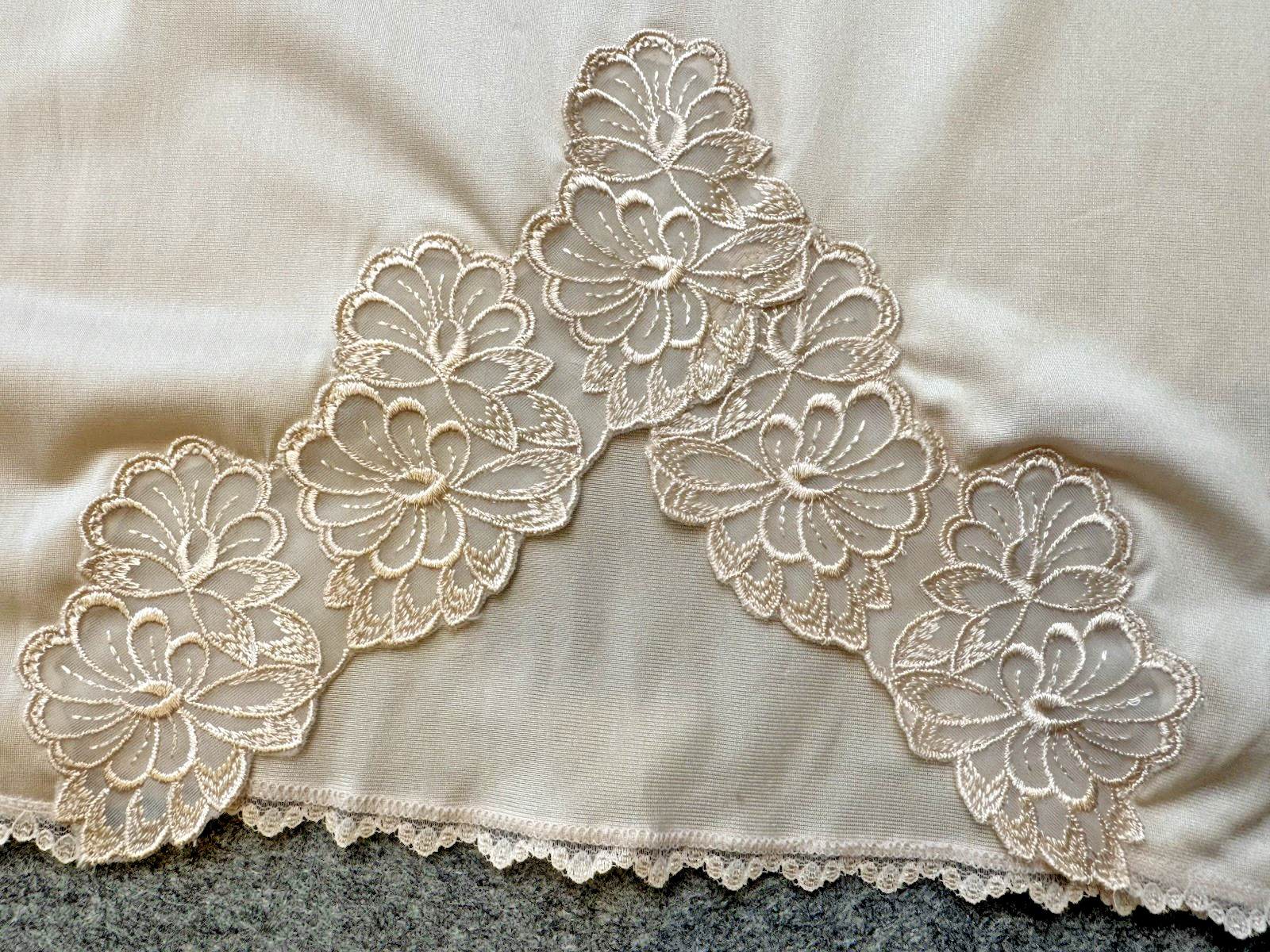 VTG Shadowline Dress Slip NEW w/Tags Peek-A-Boo Lace Sz 34 Mocha Beige 90’s