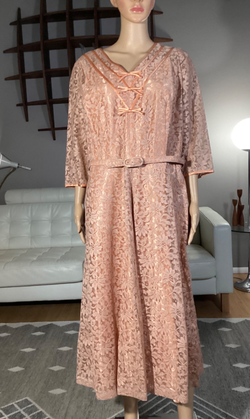 Vintage 50’s All Lace Over Apricot Satin Cocktail Party Dress XL Rockabilly