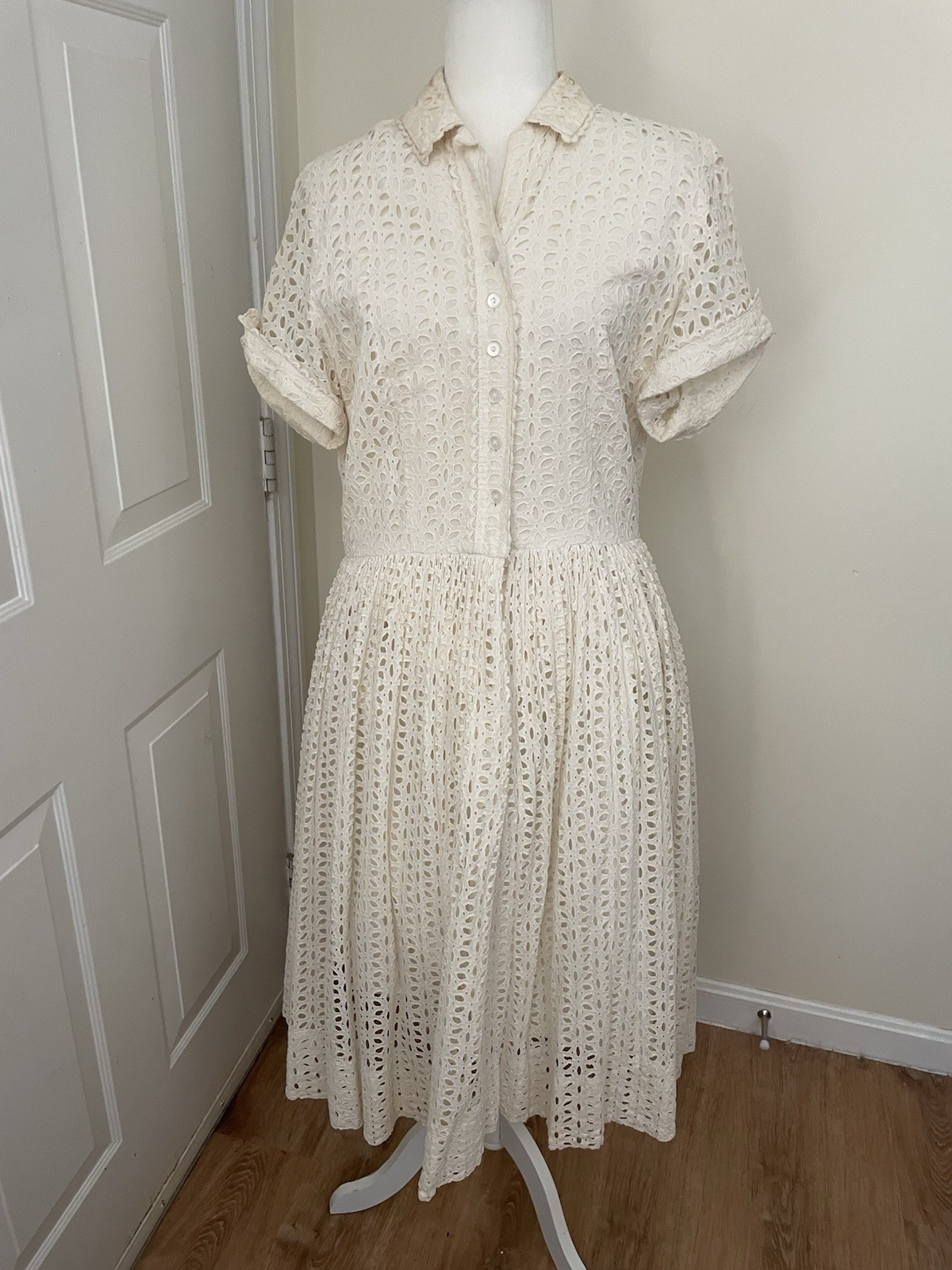 Vintage 1950’s Plus Size (modern 16) Lane Bryant White Eyelet Dress