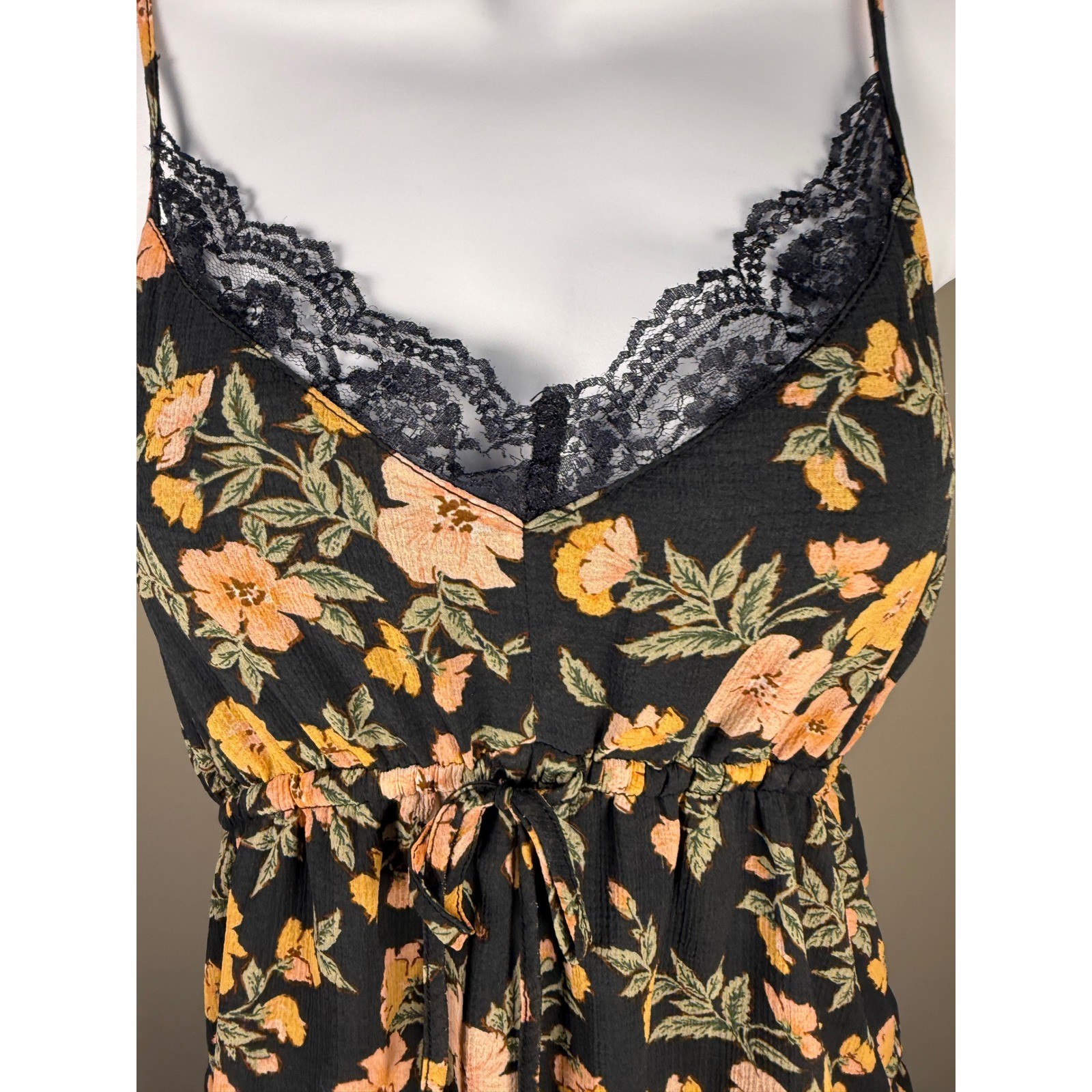 American Eagle Floral Lace Trim Cami Babydoll Tank Y2K Boho Cottagecore