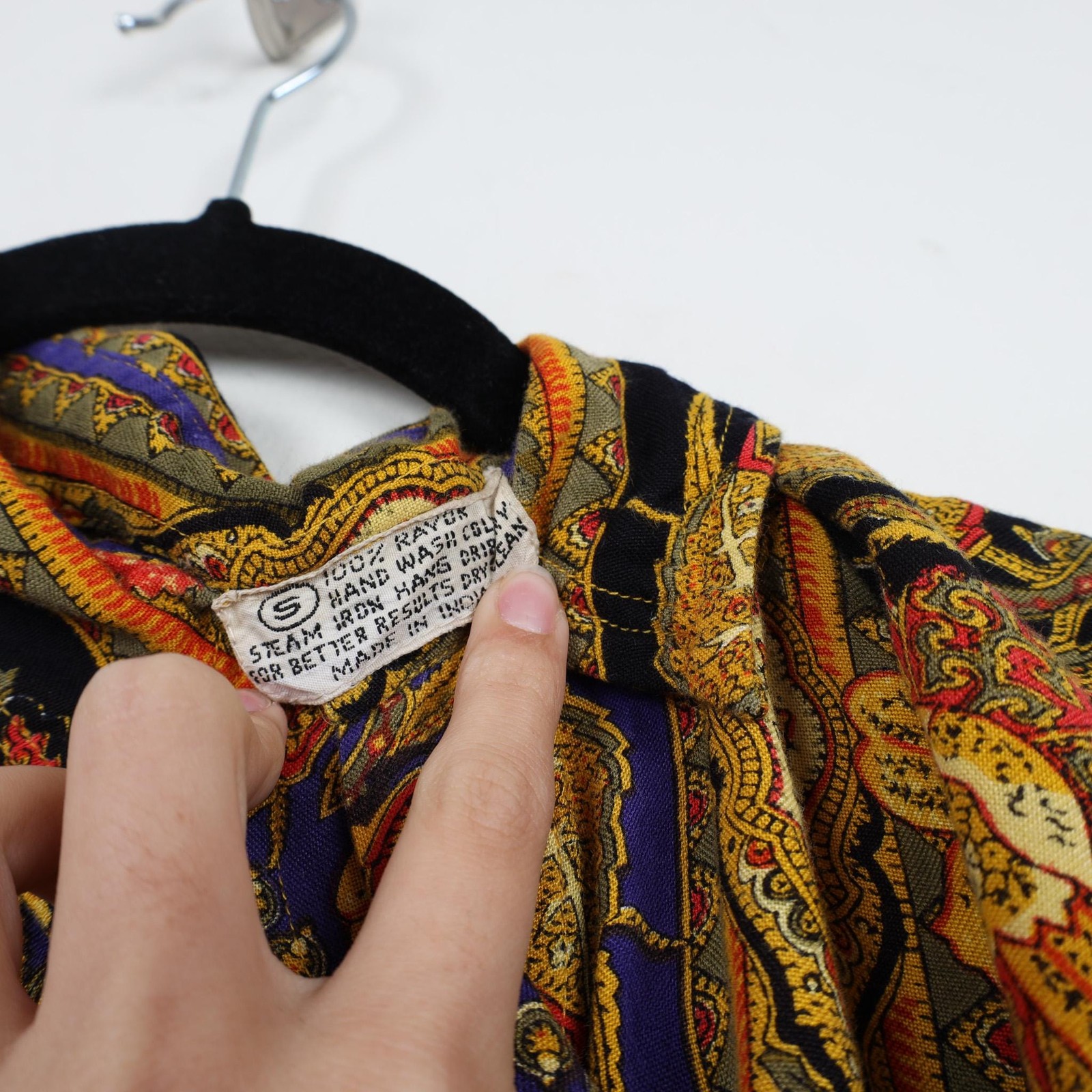 Vintage 90s Funky Brown Floral Tapestry Long Sleeve Top Retro Blouse Size Small