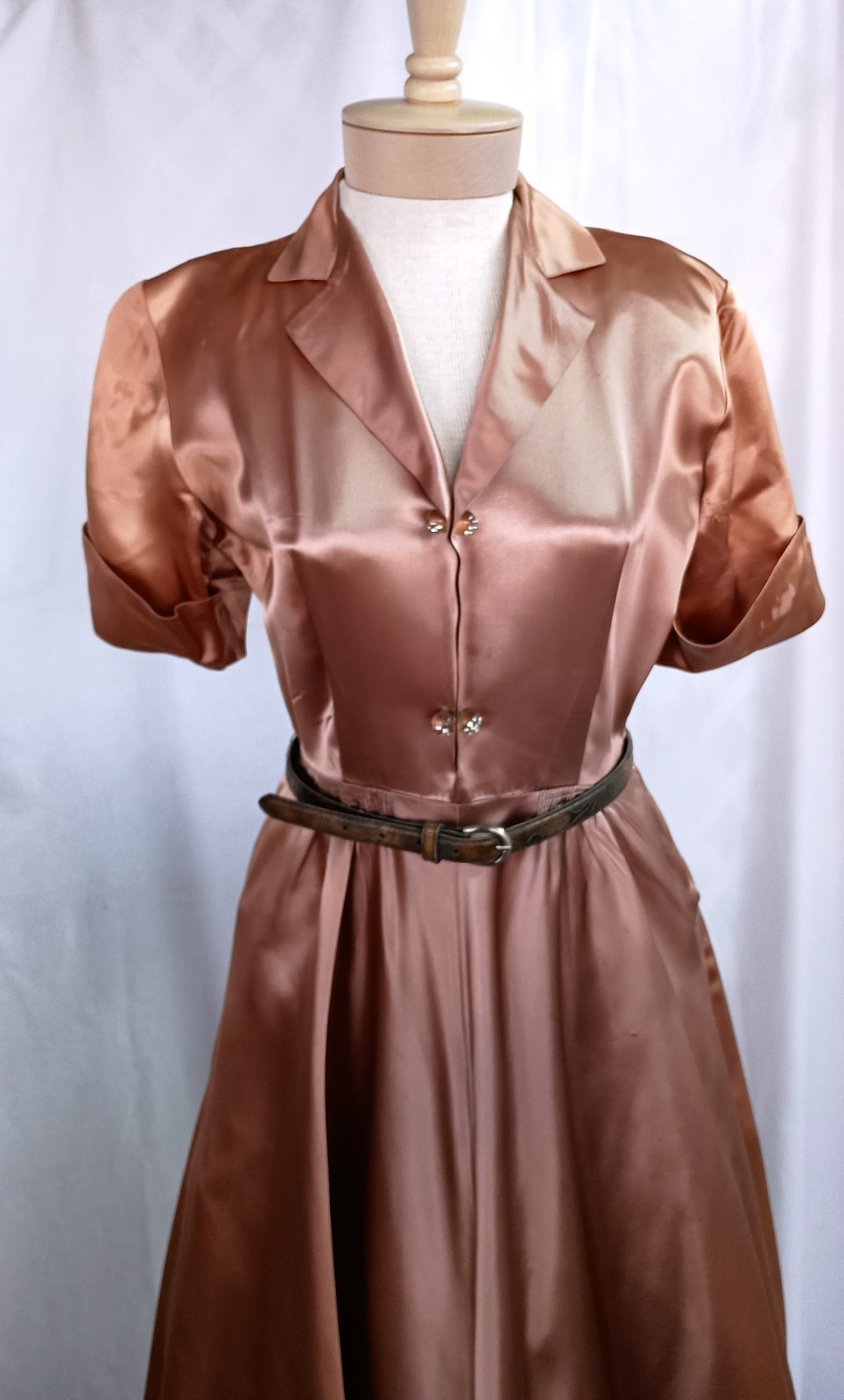 Vintage 50’s Gold Rayon Satin Shirtwaist Short Sleeve Dress & Belt Medium