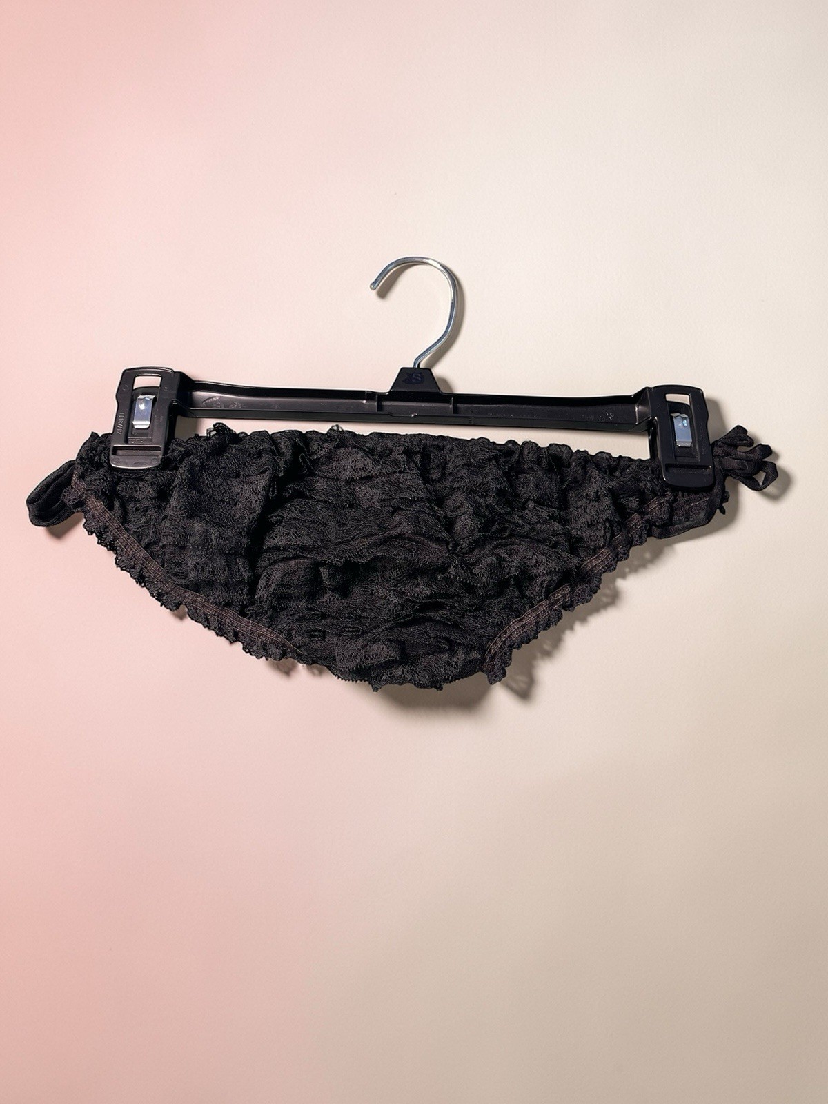 Vintage Lace Ruffle String Bikini Low Waist Lingerie Flirty Panty NWOT 60-70