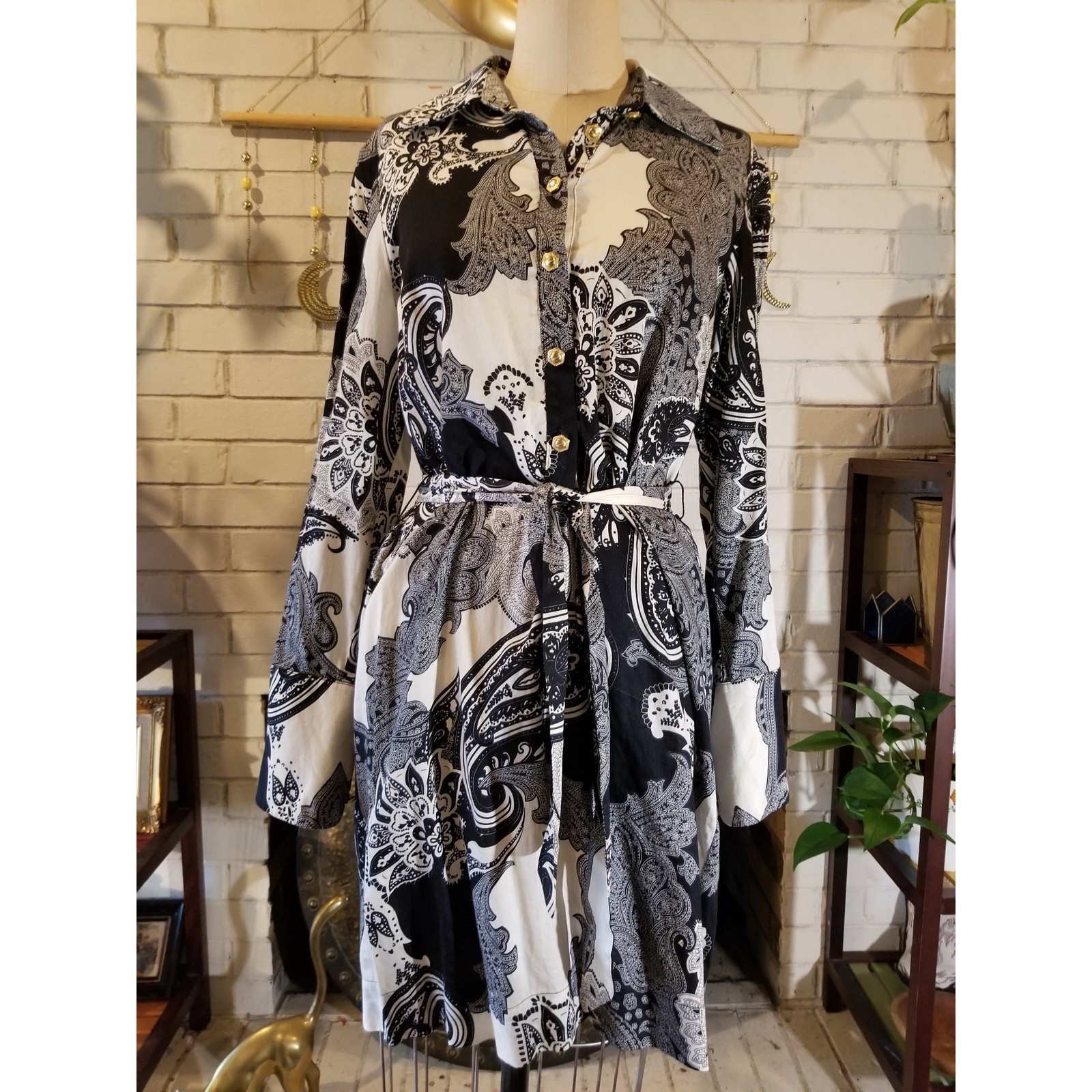 Single Dress Galina Sobolev Black White Paisley Dagger Collar Tunic Dress L