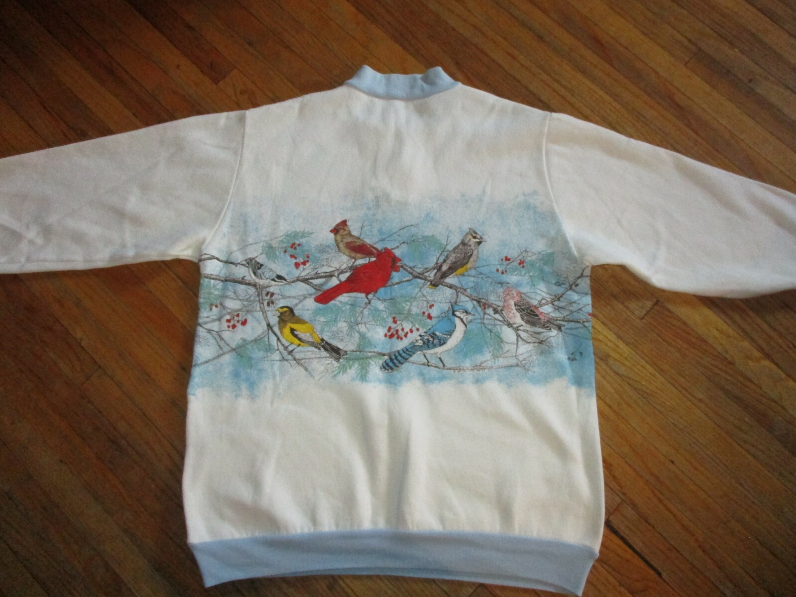 vtg 1980s BIRDS SWEATSHIRT Cardinal Bluejay White Blue Sault Ste Marie Michigan
