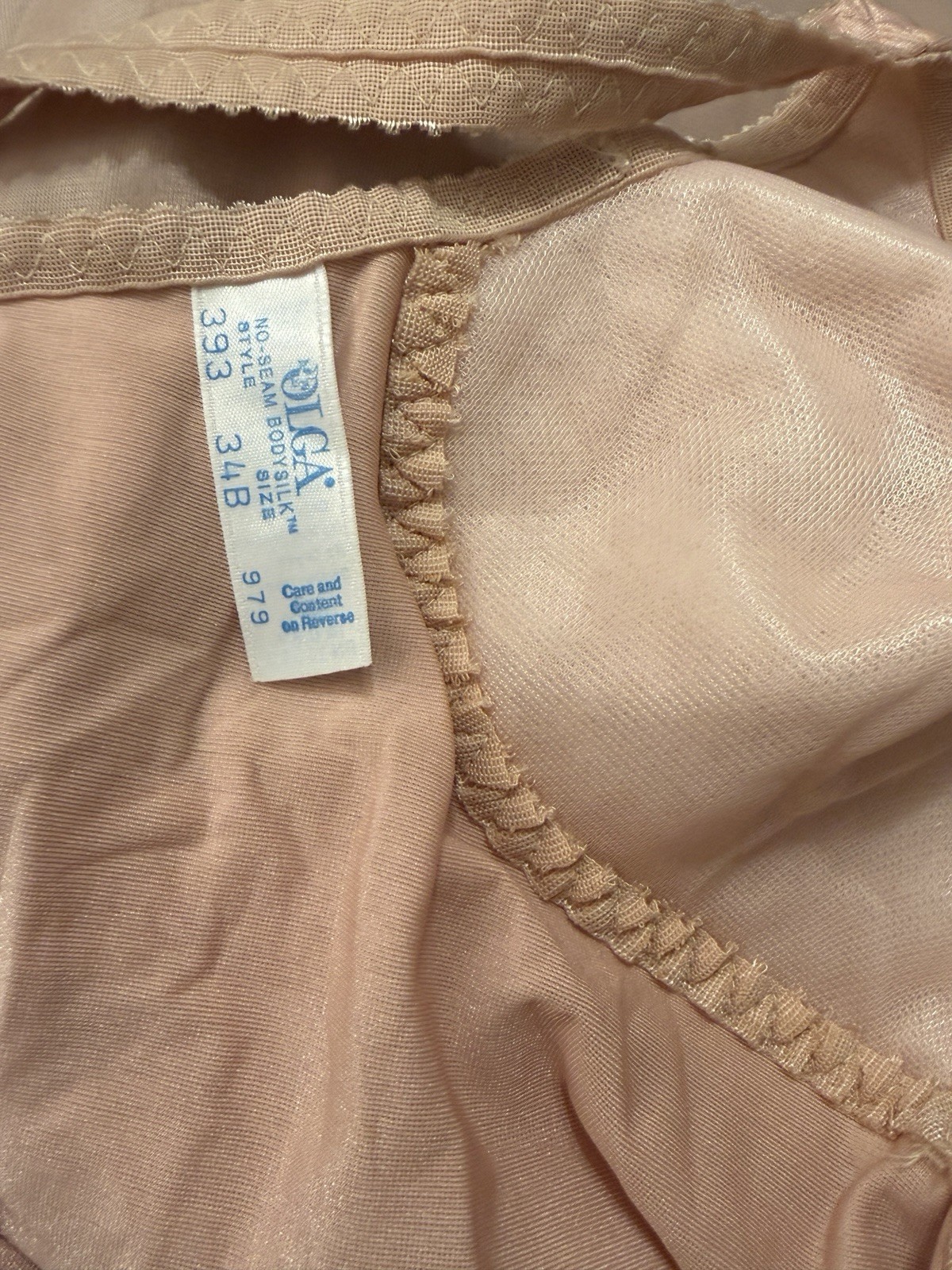 VINTAGE 1970’S OLGA NO-SEAM BODYSILK SLIP DRESS SOFT PINK LINGERIE 34B STYLE 393