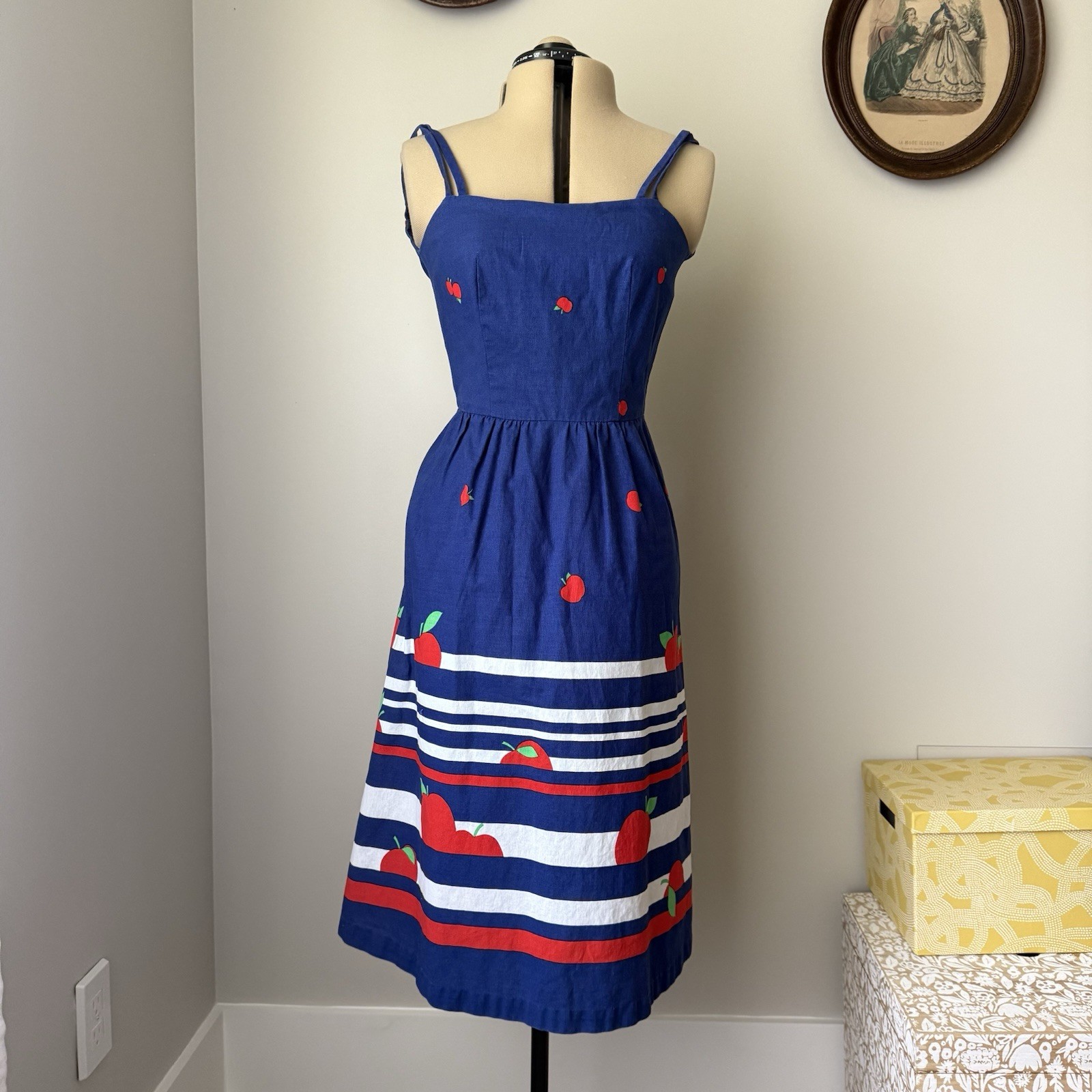Vintage 1960s apple print Hawaiian barkcloth dress – Malia Honolulu