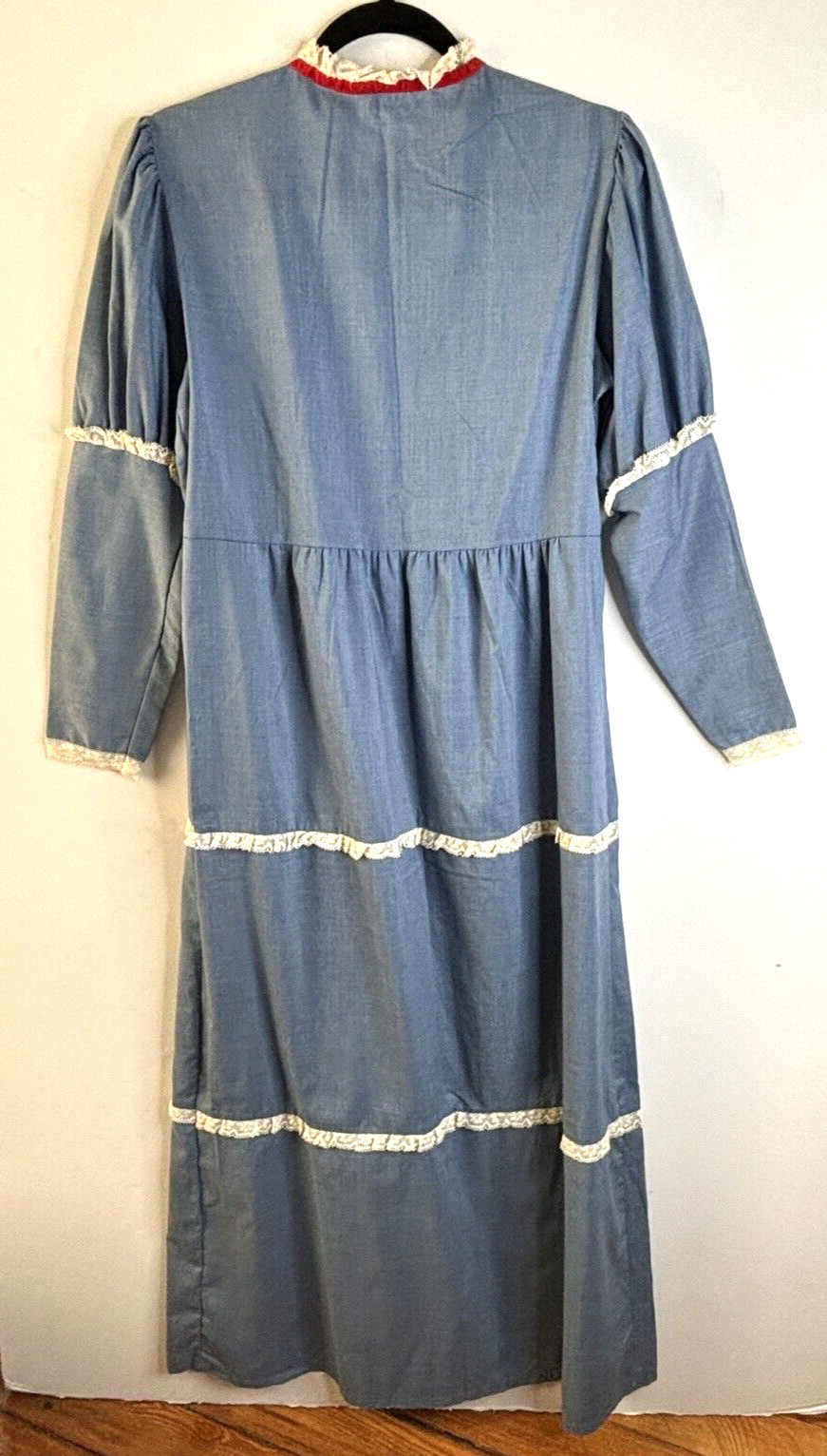 VTG 60’S SEARS HIPPY BOHO RUFFLED LACE PRAIRIE DRESS BLUE COTTON CHAMBRAY*S/M
