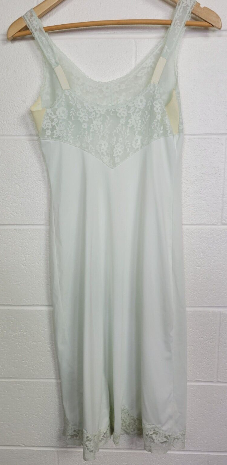 Vintage Van Raalte Suavette Nylon Slip Chemise Sea Foam Green Lace Sz 33