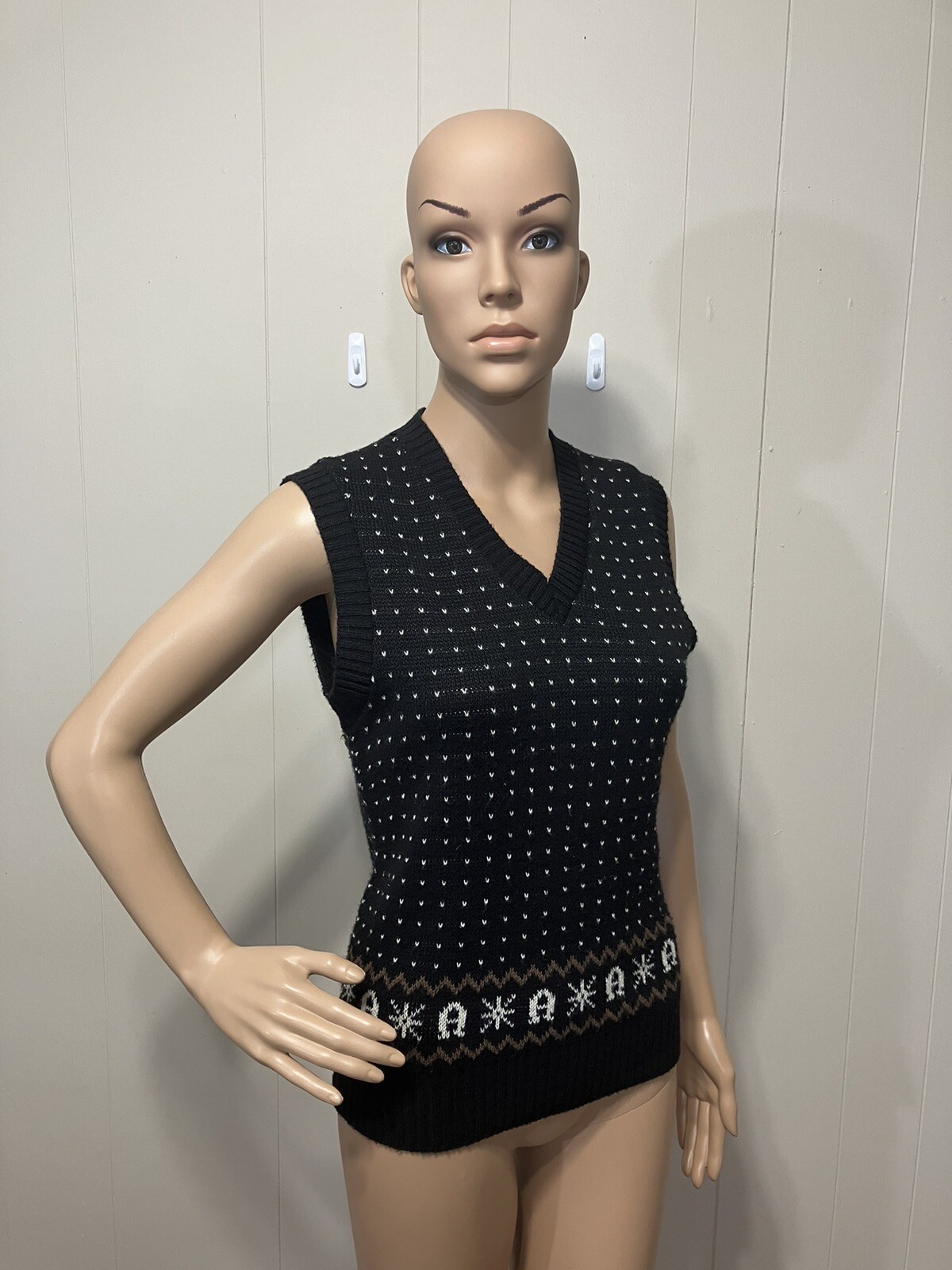 Women’s Vintage „Etienne Aigner Pullover V Neck Knit Sweater Vest Size Small
