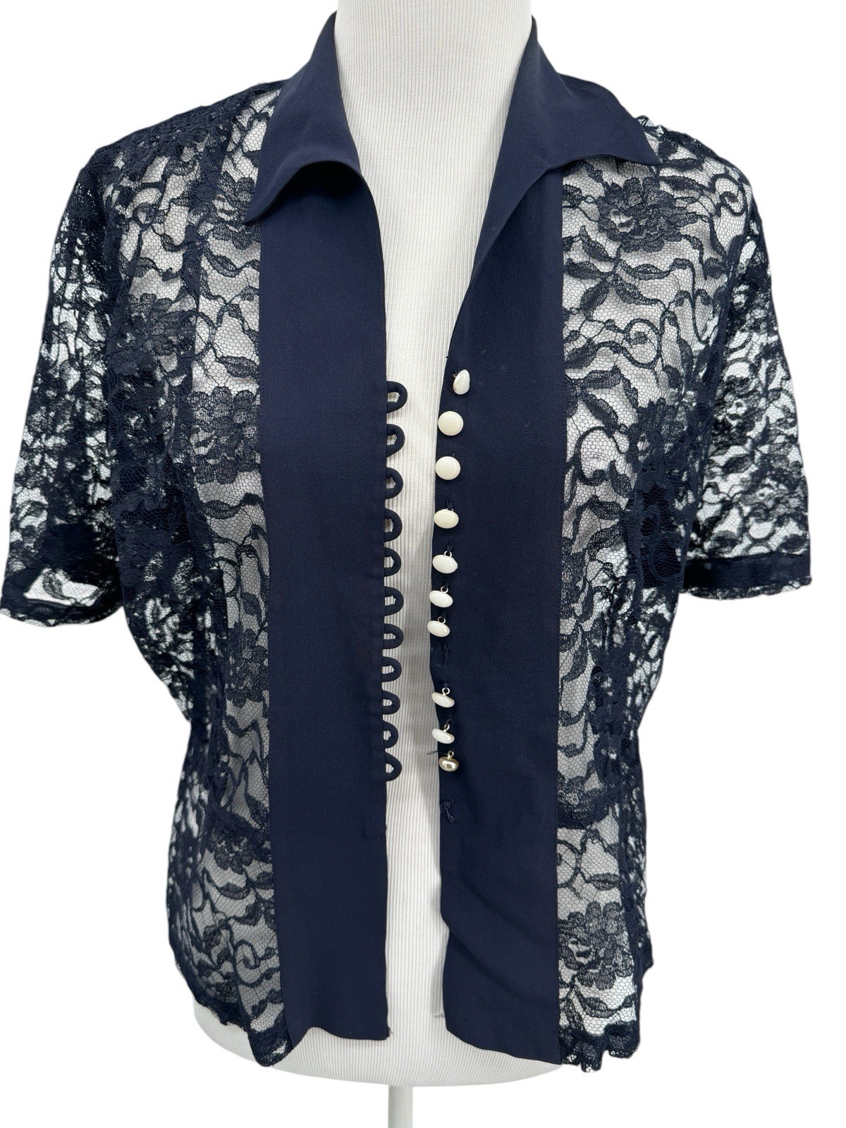 Vintage 1950s Lace Navy Blue Short Sleeve Cardigan Pearl Button Front 42″ Chest