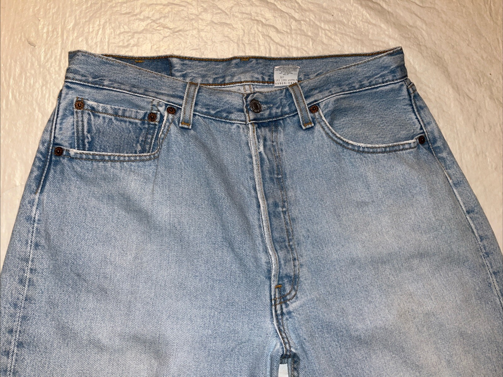 vtg 90s Levi’s 501 MADE IN USA blue jeans button fly womens 33 light wash 32×24