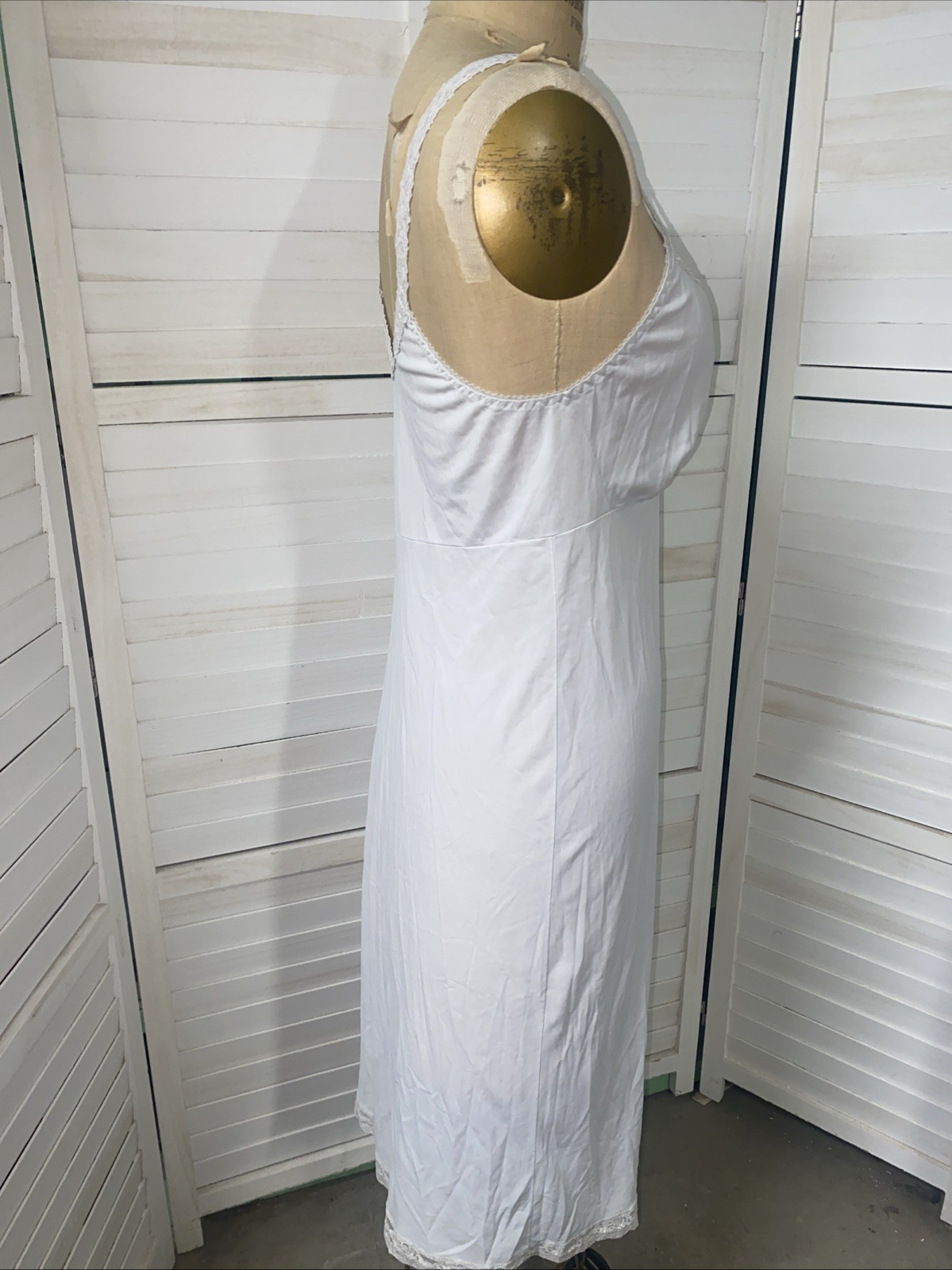 Vintage Cabernet Full Slip Off White Nylon Sz 36 / 26” Made In The USA