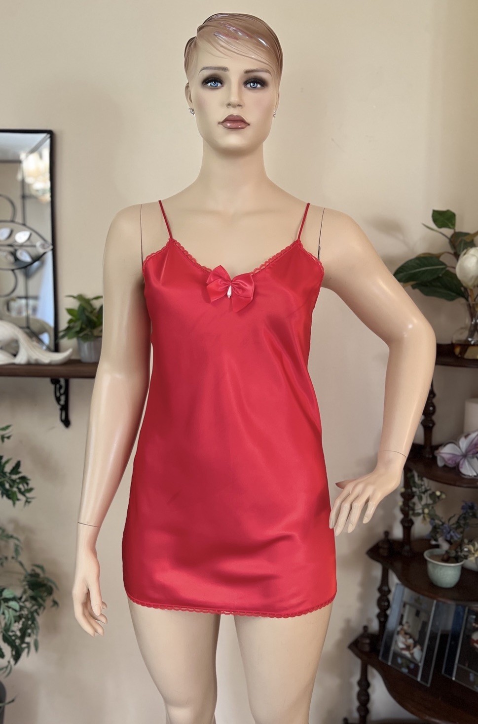 Vintage Lady Manhattan Red Lace Trim Bow Size LARGE 40 USA Pin Up Sexy Chemise
