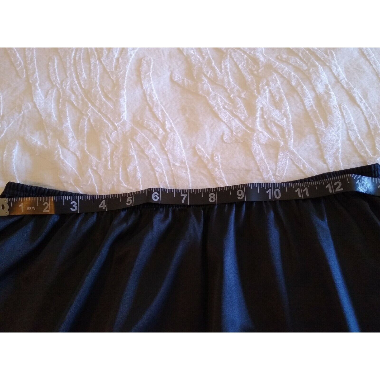 Half Slip 4002 Nylon Lace Hem Split Side 28″ Waist 23″ Length VintUnbrand Black
