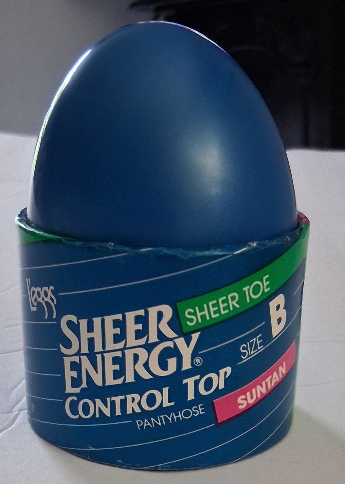 NWT Vintage 1980s L’eggs Control Top Sheer Energy Suntan Size B Plastic Egg