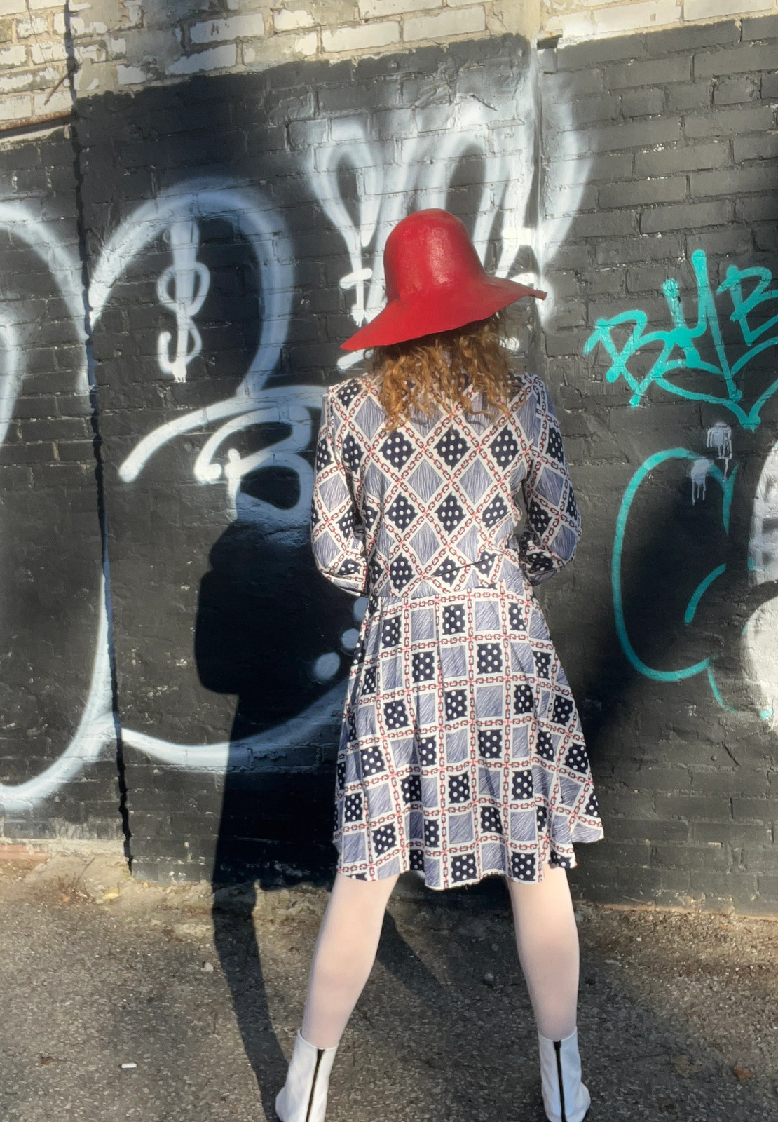 GG CHAIN PRINT Vintage 1970s Mod Optic Polka-Dot Argyle Printed Dress